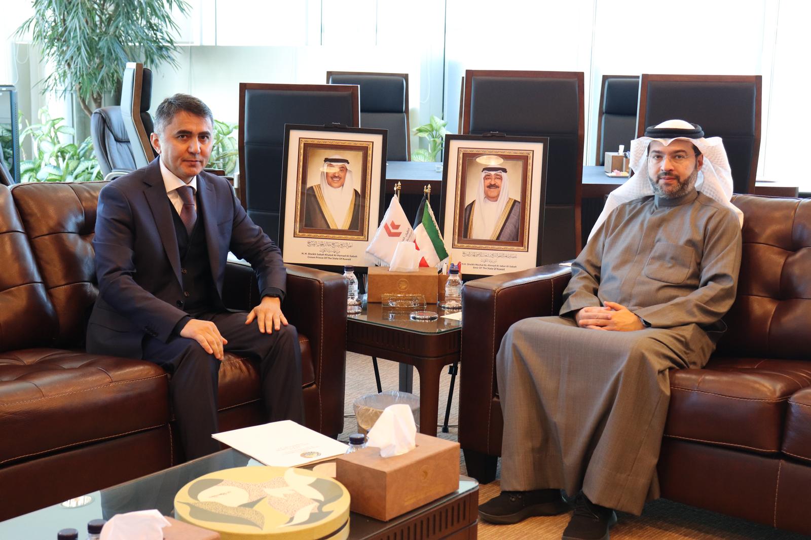 Kuwait aviation chief discusses promoting cooperation with Uzbek envoy Ayubkhon Yunosov 