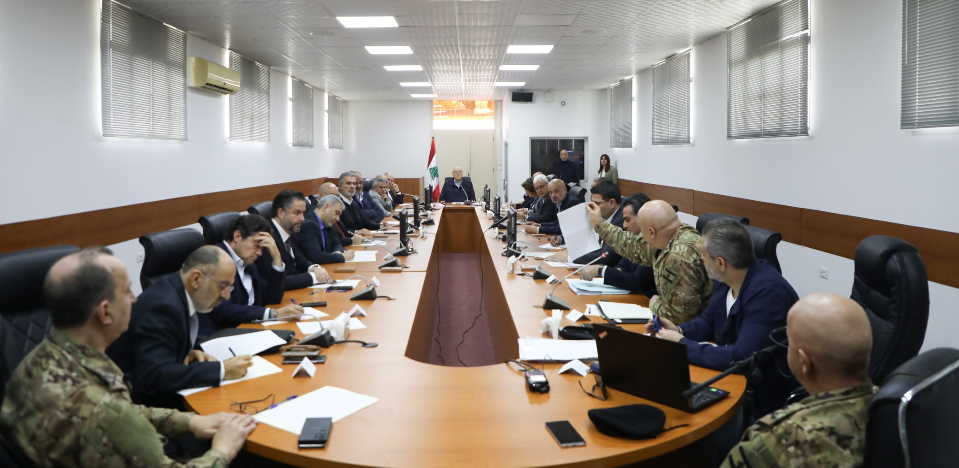 مجلس الوزراء اللبناني يعقد جلسة له في مدينة صور جنوبي لبنان