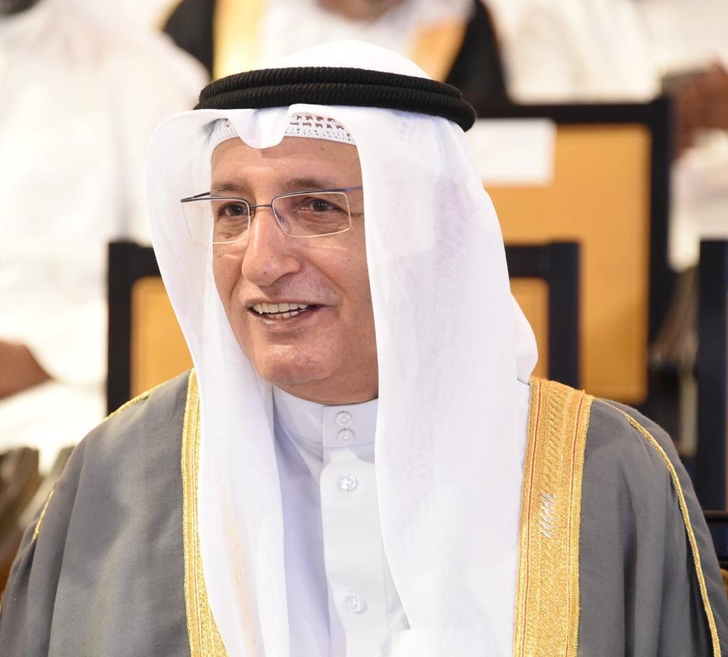 رئيس تحرير صحيفة (الأيام) ورئيس جمعية الصحفيين البحرينية والأمين العام لاتحاد الصحافة الخليجية عيسى الشايجي