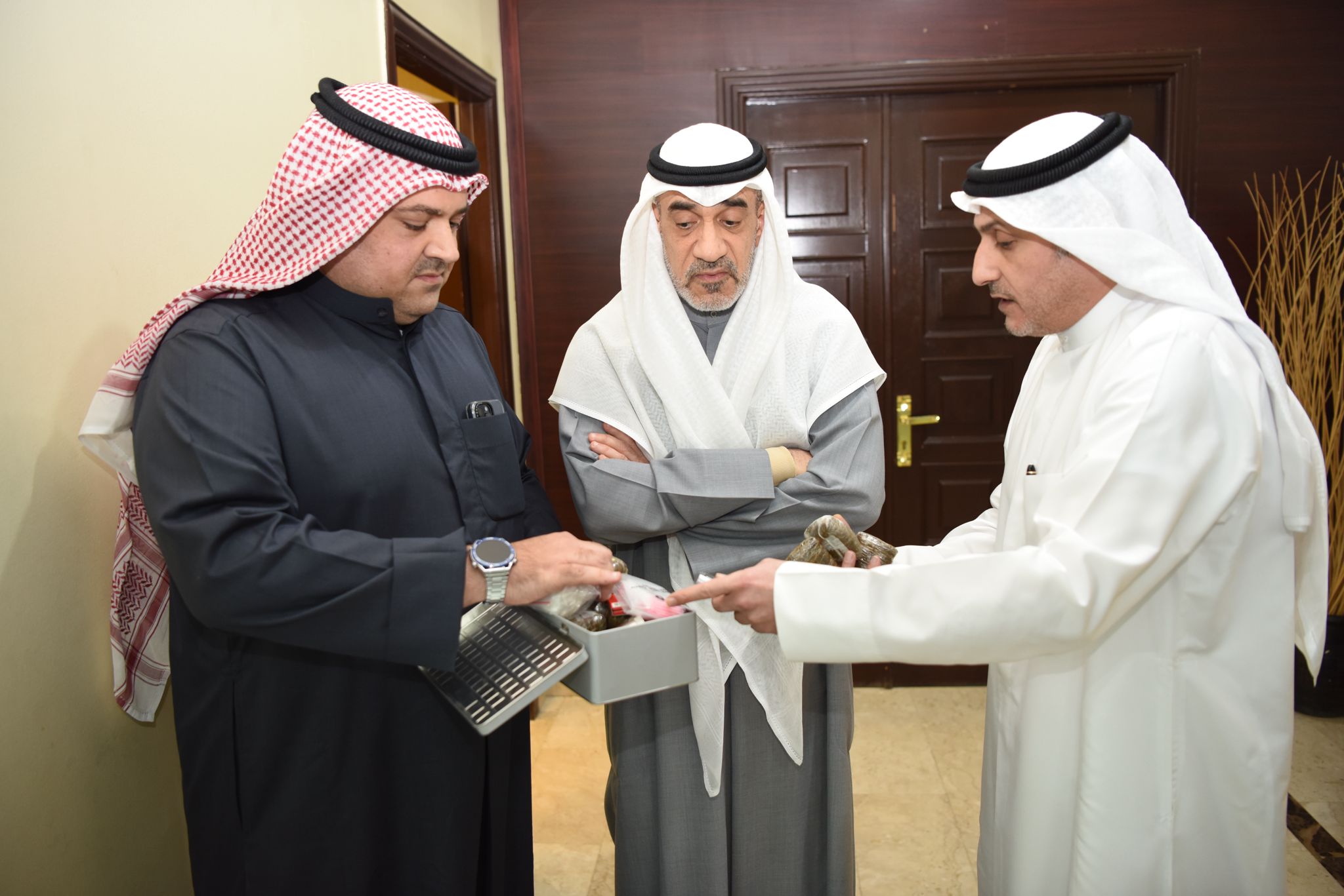 Kuwait's Deputy Prime Minister, Minister of Defense and Acting Interior during a field tour of the General Dept. of Anti-Drug Trafficking