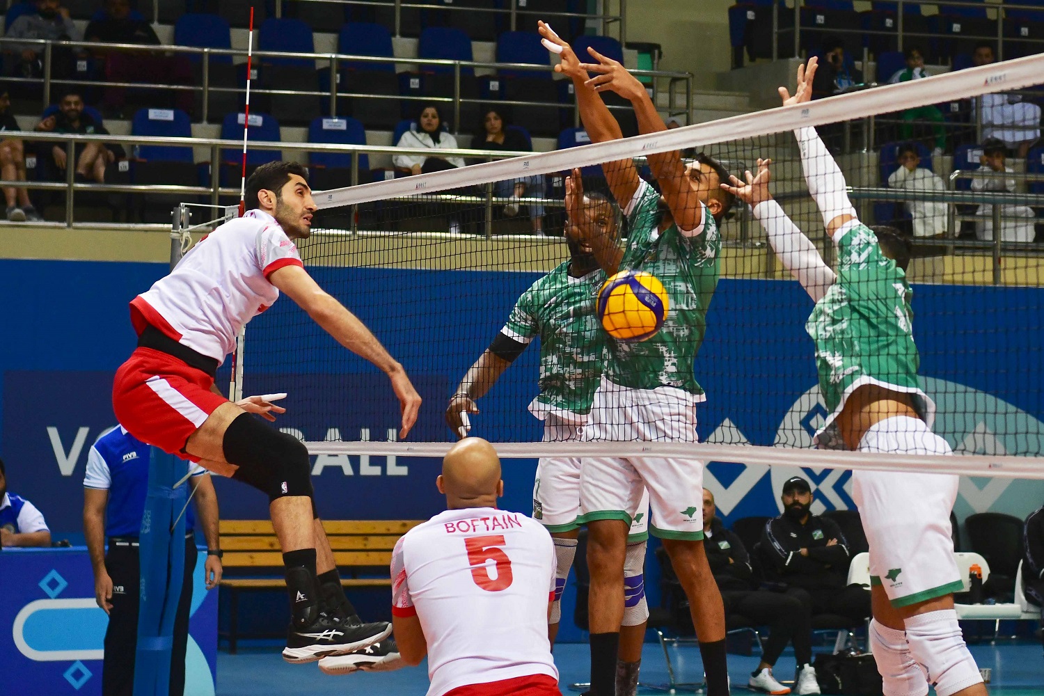 جانب من المباراة