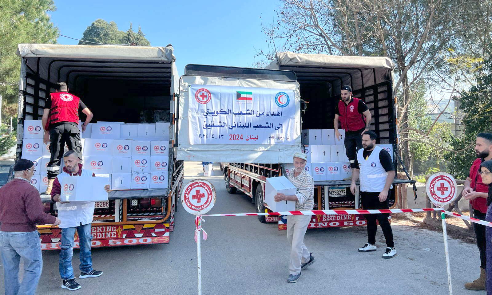 الهلال الاحمر الكويتي تقدم مساعدات للبنانيين المتضررين في الجنوب
