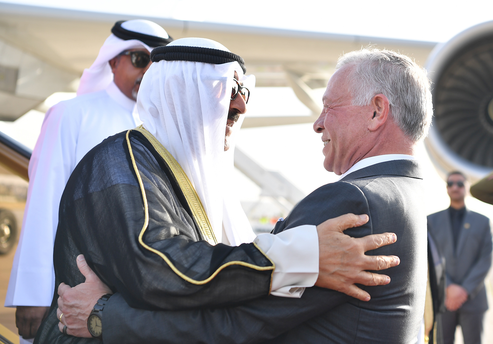 سمو أمير البلاد يصل إلى المملكة الأردنية الهاشمية في زيارة دولة