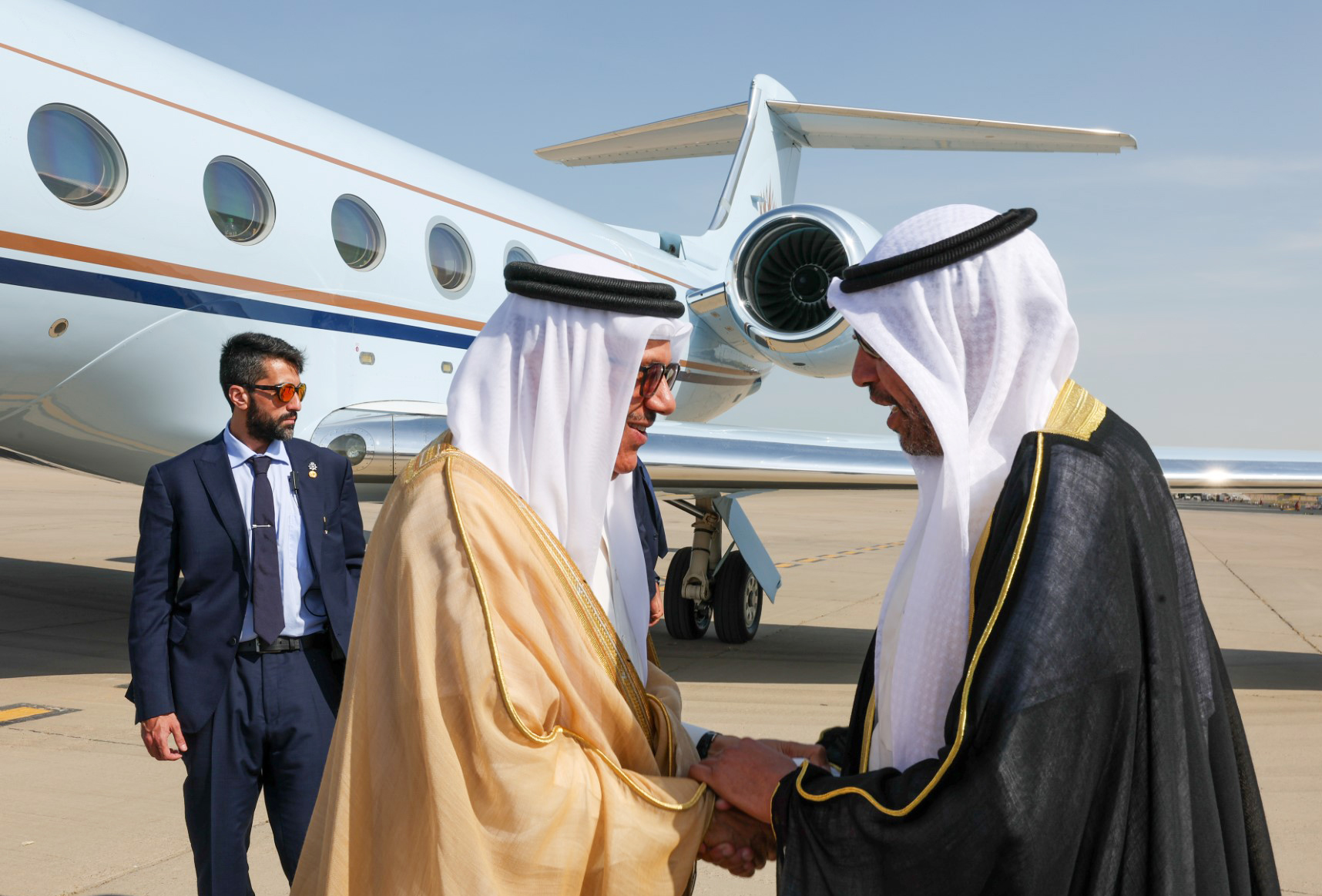 Kuwaiti Minister of Foreign Affairs Abdullah Al-Yahya welcomes Bahrain counterpart