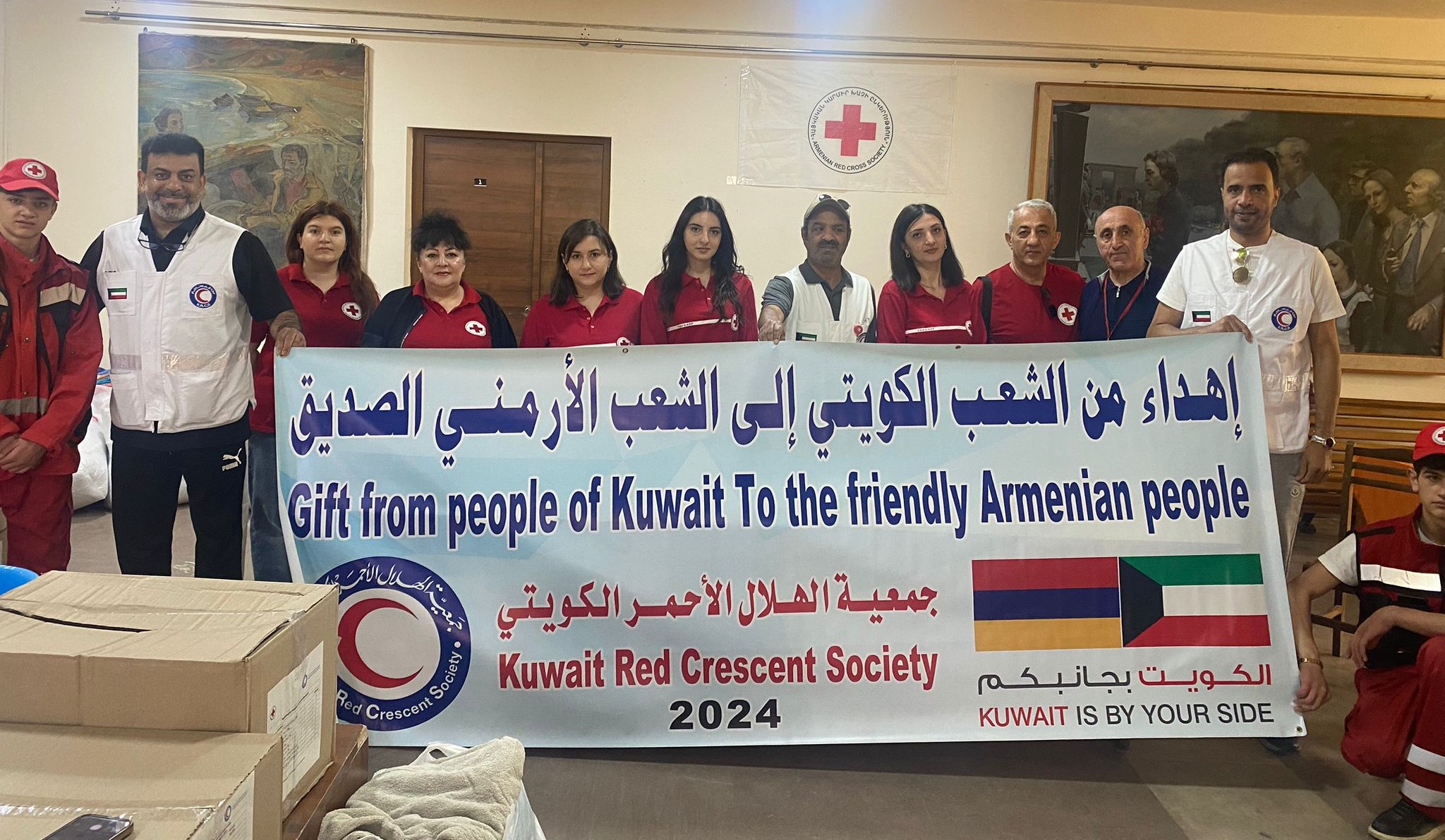 Le Croissant-Rouge koweïtien distribue des aides humanitaires à 400 personnes en Arménie.