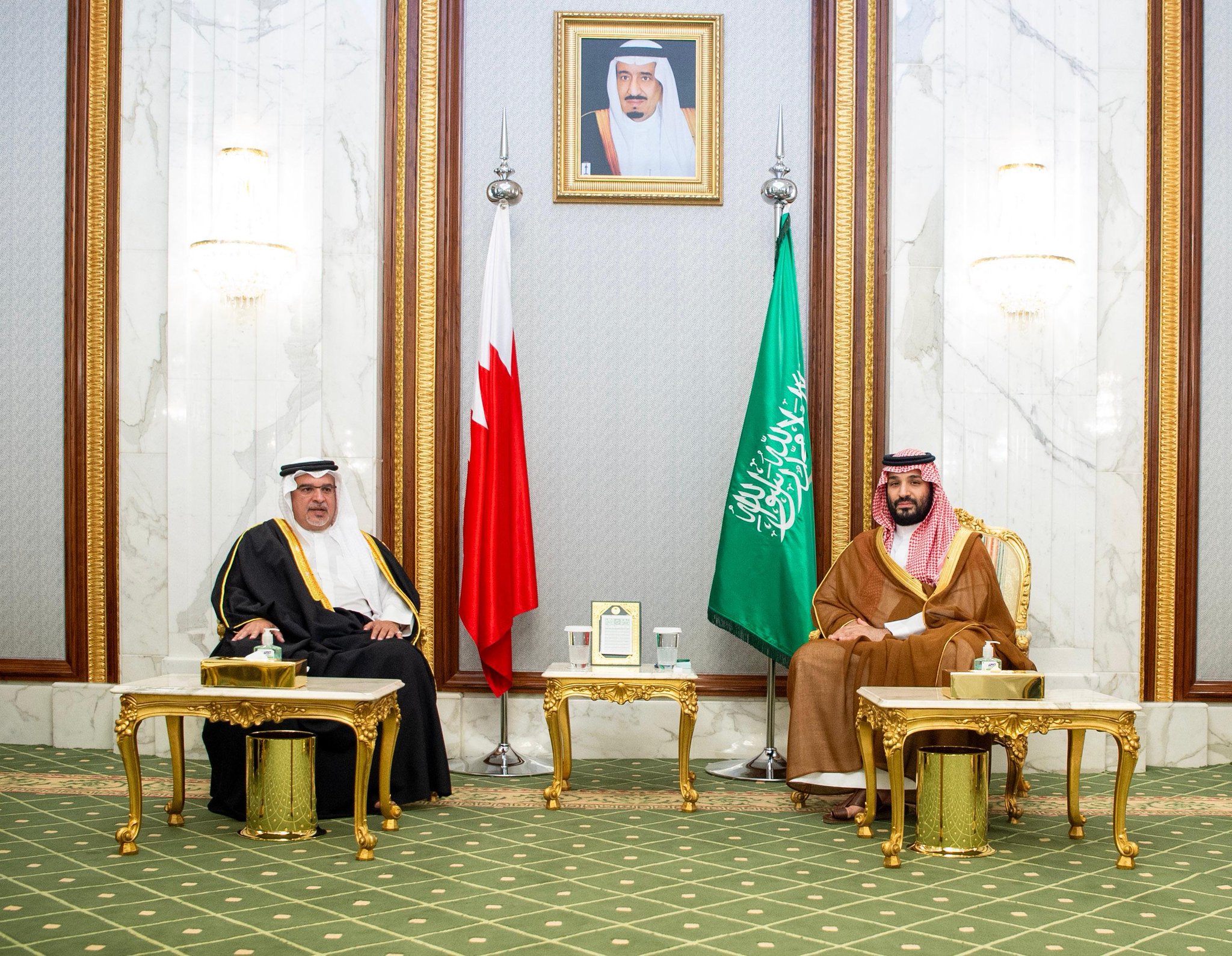 Saudi Crown Prince receives Bahraini counterpart