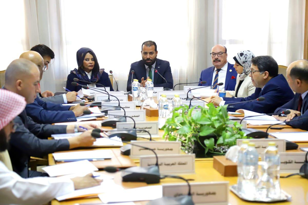 Les travaux de la deuxième réunion du Comité mixte d'experts et de représentants des ministères de la Justice et de l'Intérieur des pays arabes