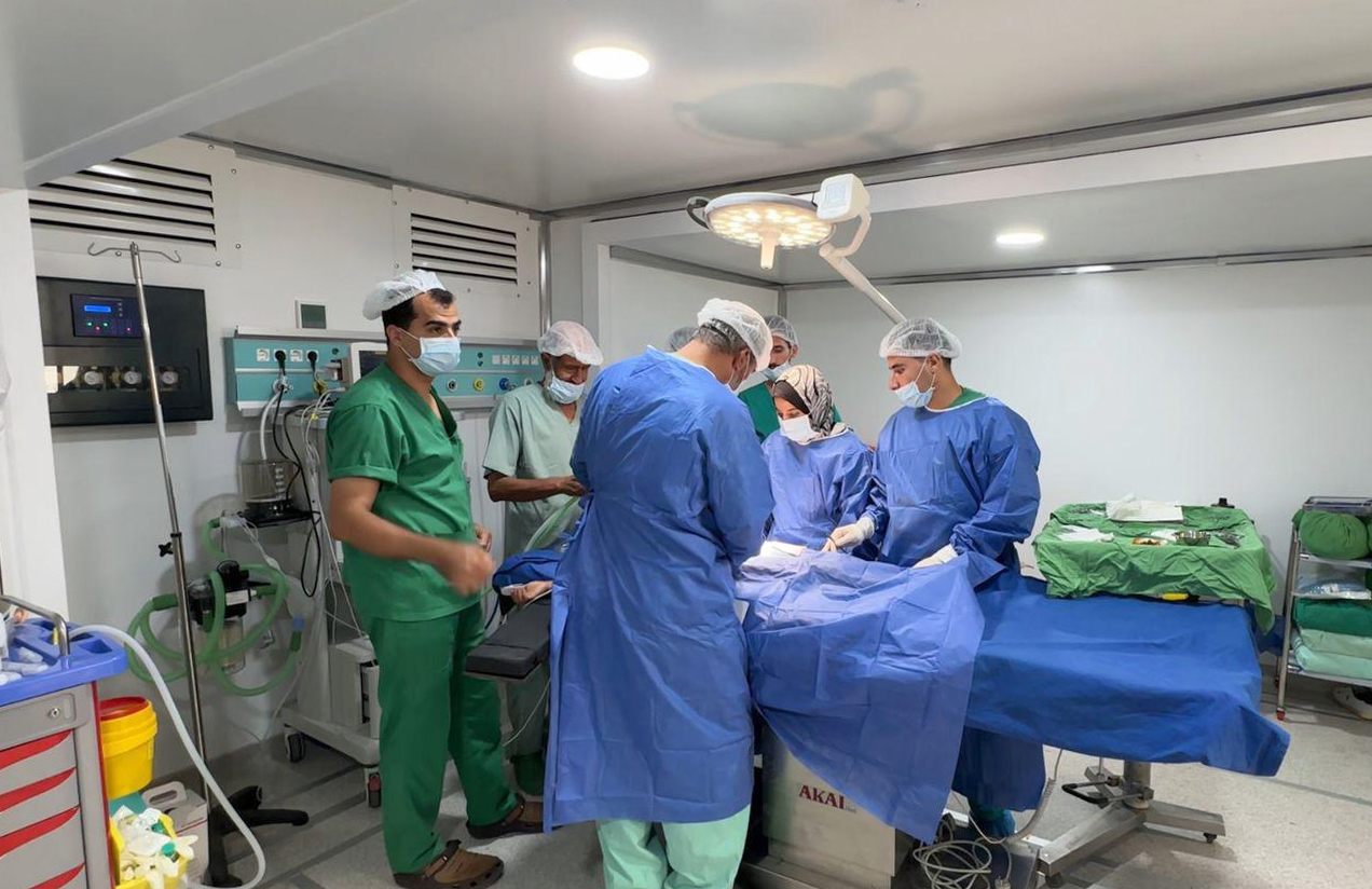 مستشفى الهلال الاحمر الكويتي الميداني في غزة يستقبل عددا من الحالات الحرجة رغم عدم تشغيله