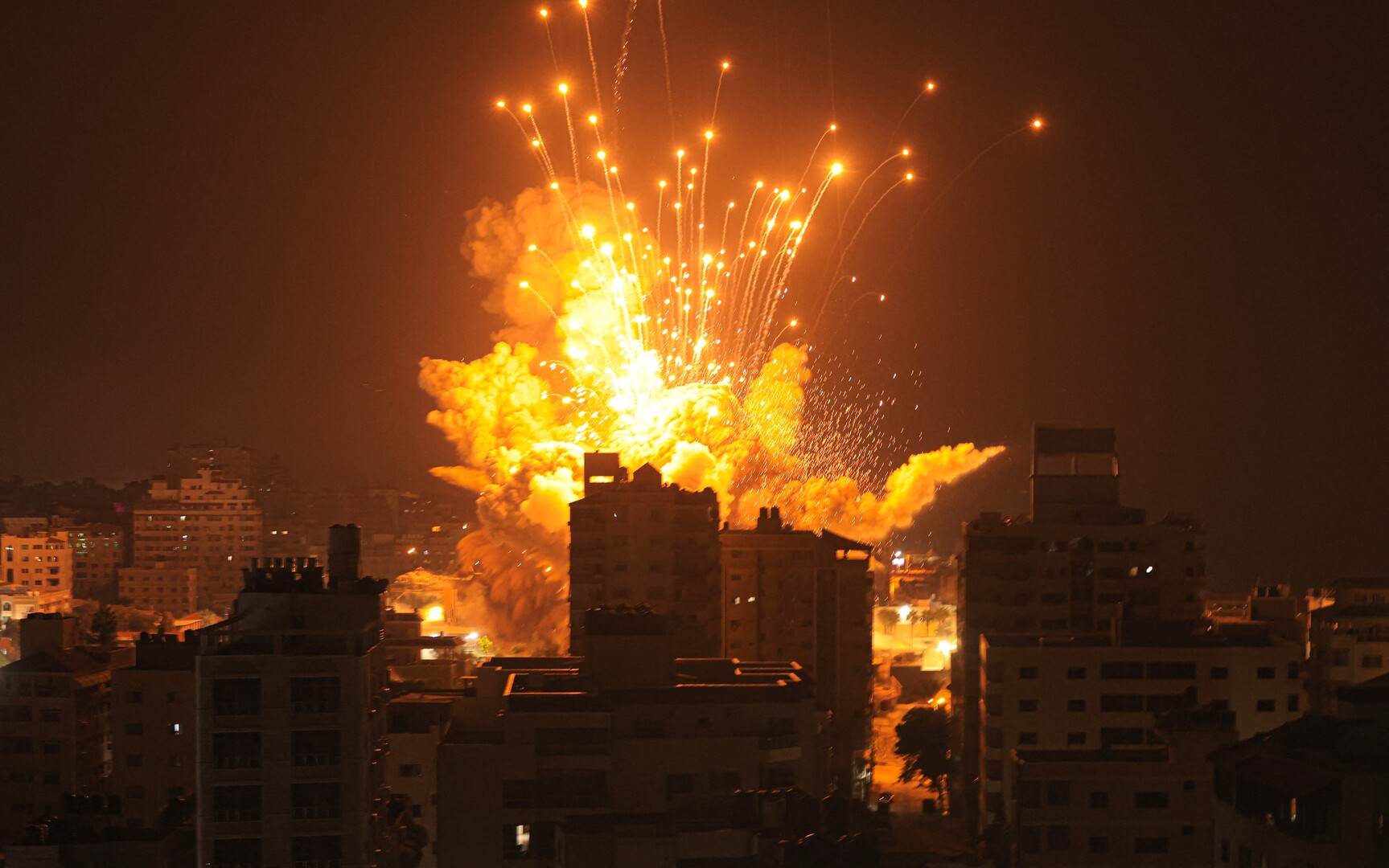 Some 100 Palestinians martyred in Israeli school raid - agency                                                                                                                                                                                            