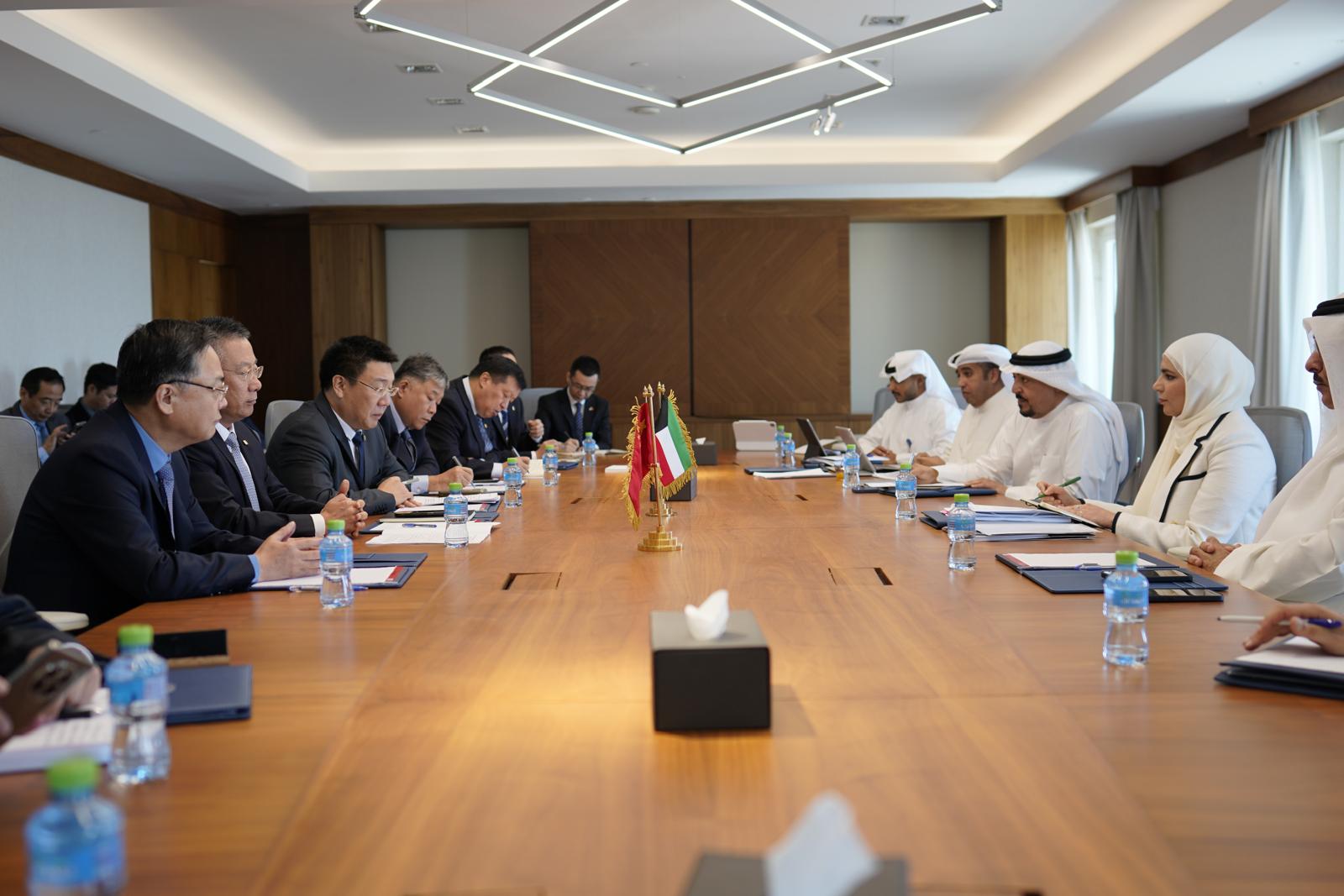 Minister of Finance meets with Chinese government delegation