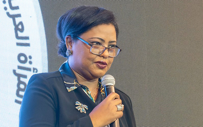 Board Member of the Kuwaiti Union of Women's Association Dr. Hayla Al-Mekaimi