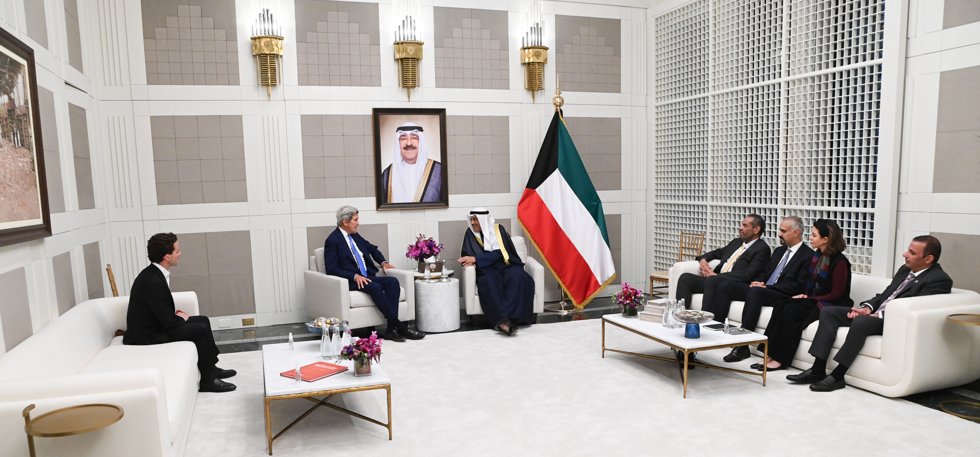 His Highness the Amir's Representative His Highness the Crown Prince receives US Climate Change Envoy