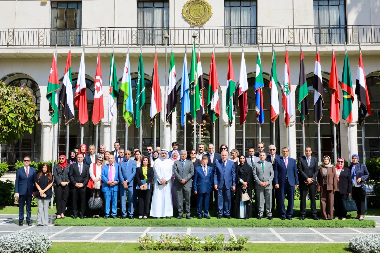 Les attachés culturels arabes accrédités