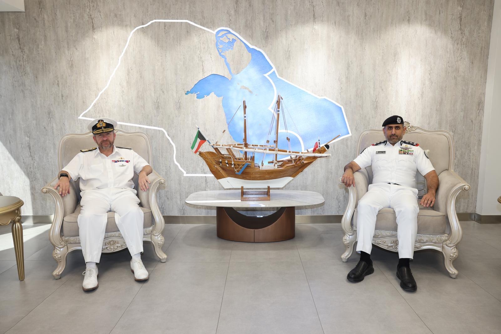 مدير عام خفر السواحل يستقبل مستشار الدفاع الأول البريطاني لشؤون الشرق الأوسط