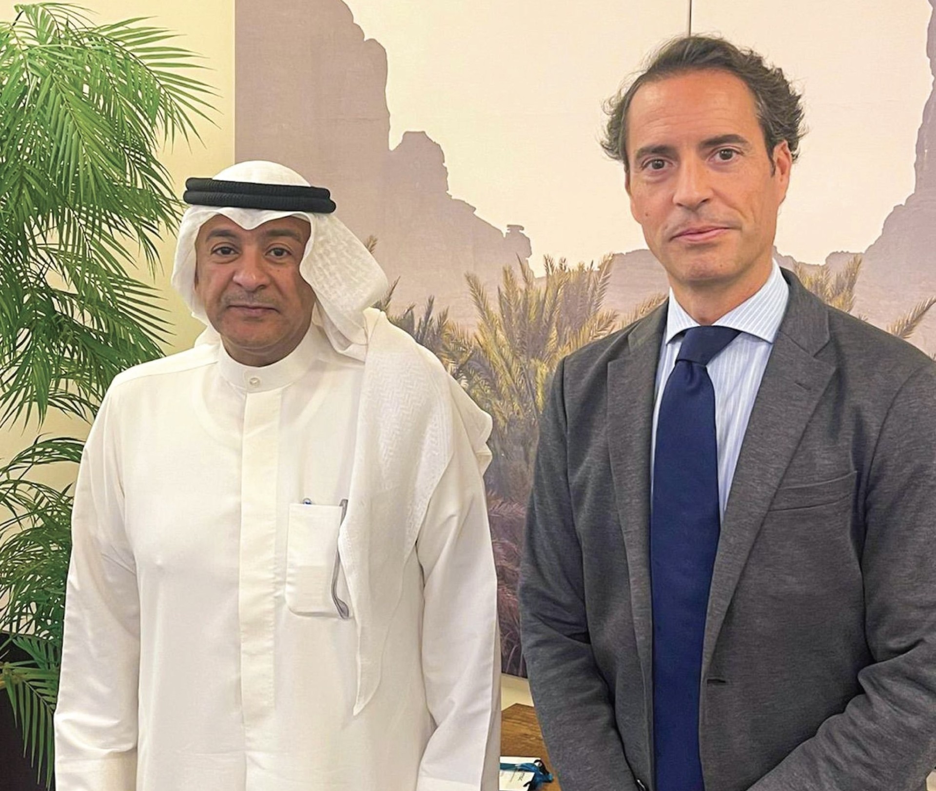 GCC chief and NATO official discuss joint action mechanisms