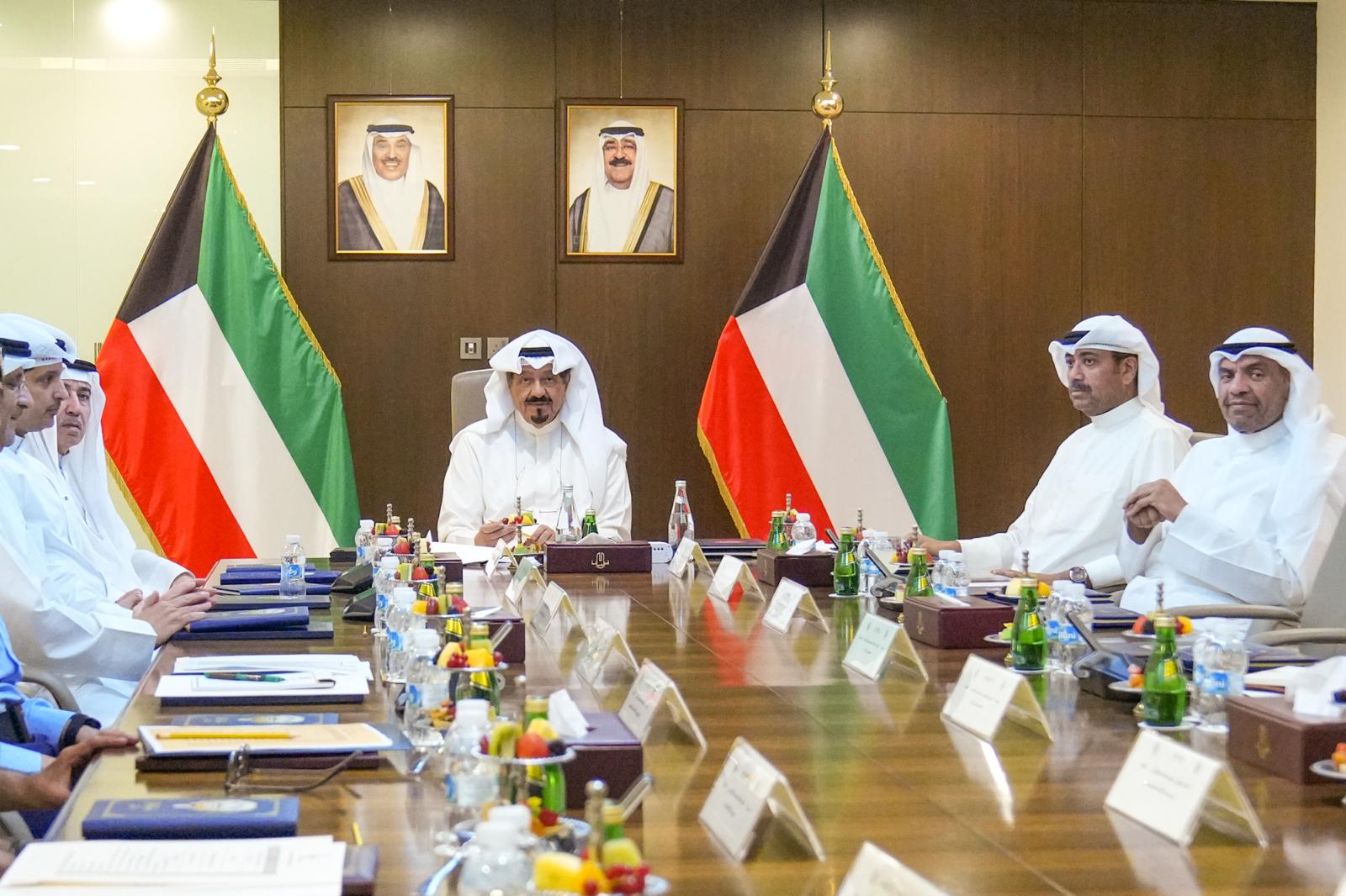 سمو رئيس مجلس الوزراء يترأس اجتماعا لمجلس الدفاع الأعلى