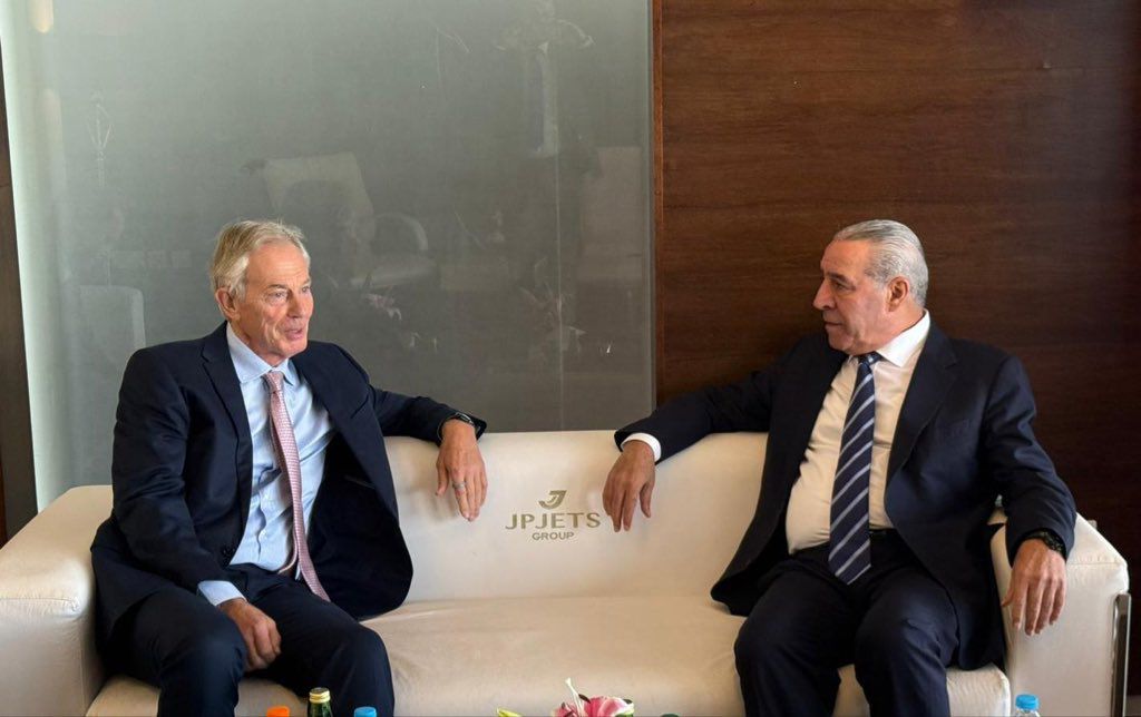 نائب الرئيس الفلسطيني يبحث مع توني بلير اليوم التالي للحرب في غزة