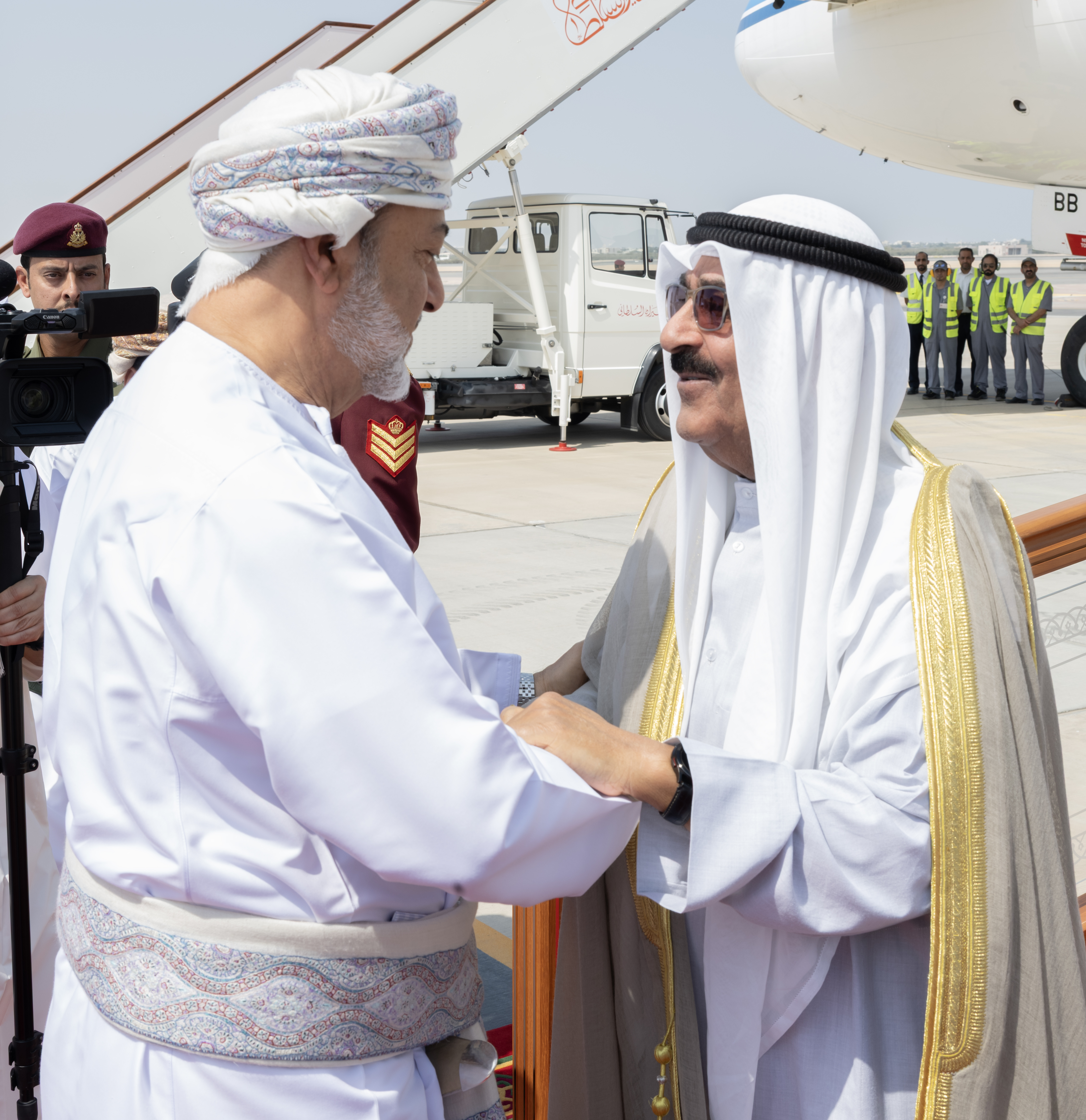 His Highness the Amir Sheikh Meshal Al-Ahmad Al-Jaber Al-Sabah arrives in Oman for a fraternal visit