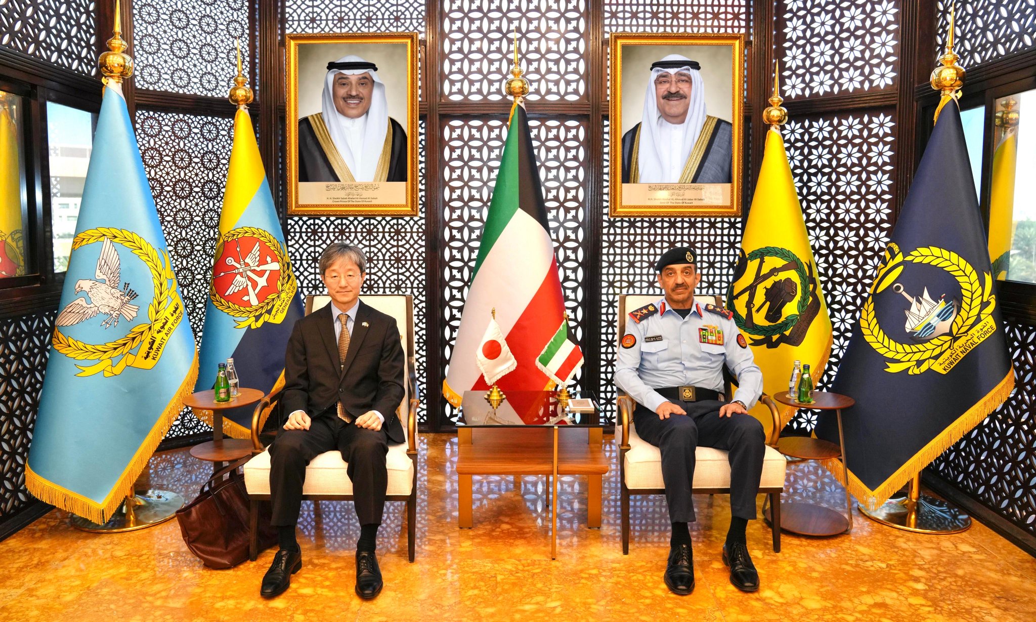 Kuwait's army Chief of Staff meets Japanese Ambassador