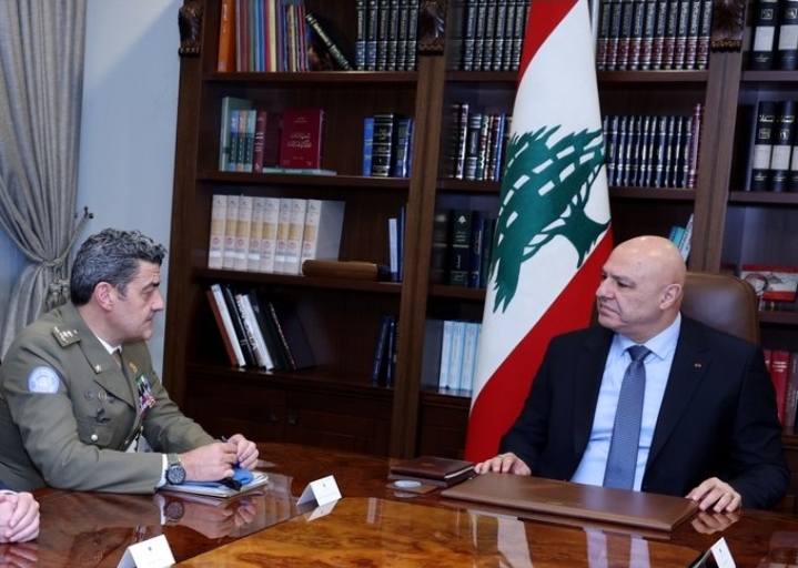 Rencontre entre le président libanais, Joseph Aoun et le commandant de la FINUL, le général Diodato Abagnara