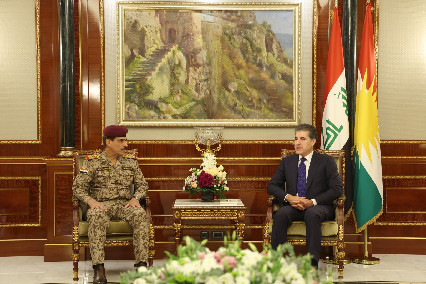 A meeting between President of the Region and an Iraqi military delegation 