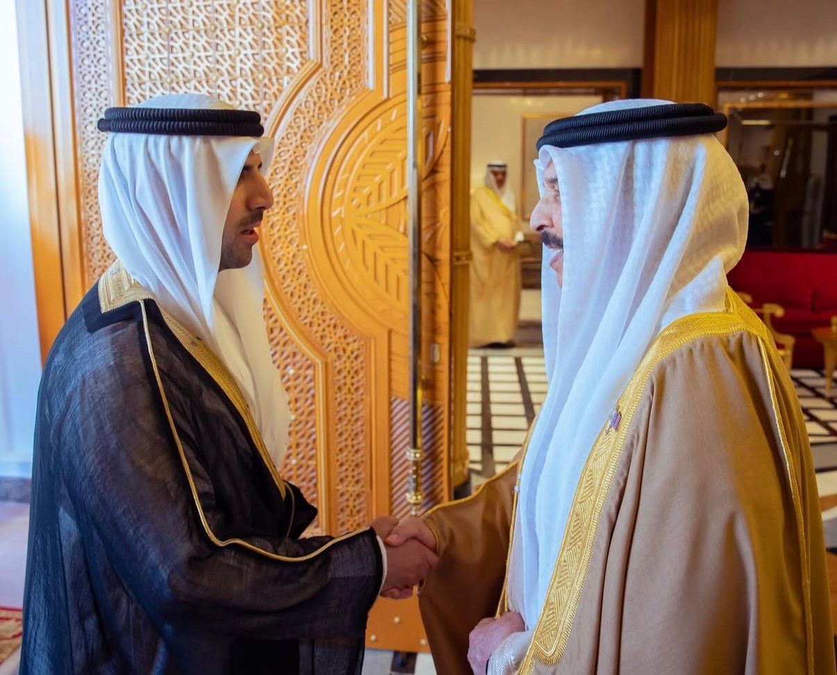 ملك البحرين الملك حمد بن عيسى ال خليفة يستقبل رئيس اللجنة الأولمبية الكويتية الشيخ فهد ناصر الصباح