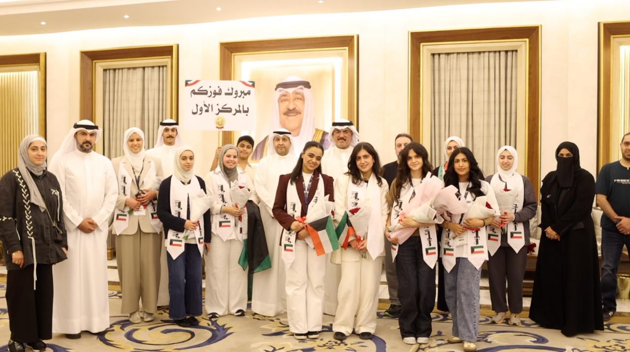 وزير التربية يستقبل الطلبة الفائزين في الملتقى السابع للابتكار المالي