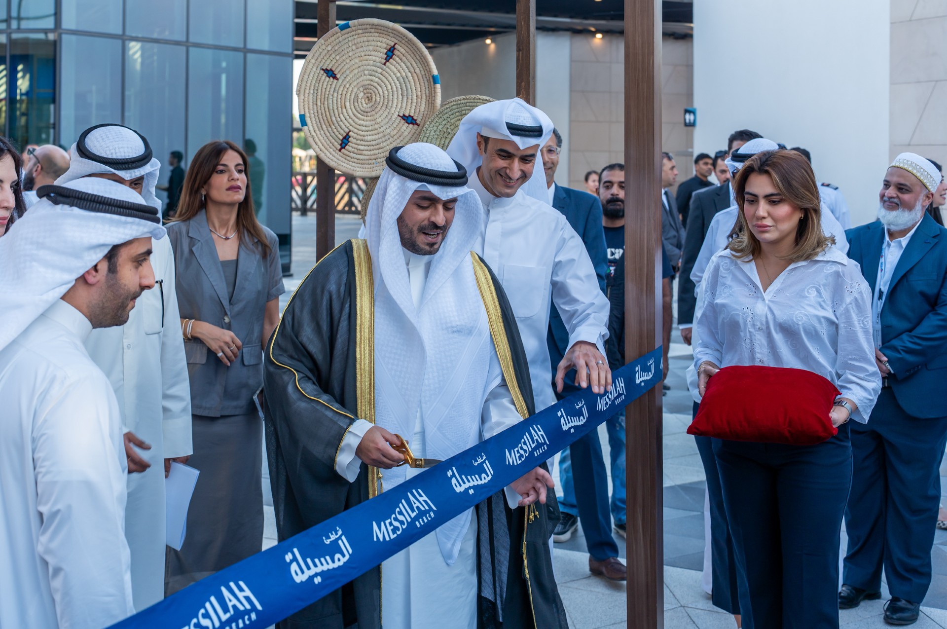 حضور محافظ (مبارك الكبير ) الشيخ صباح بدر السالم الصباح خلال الافتتاح