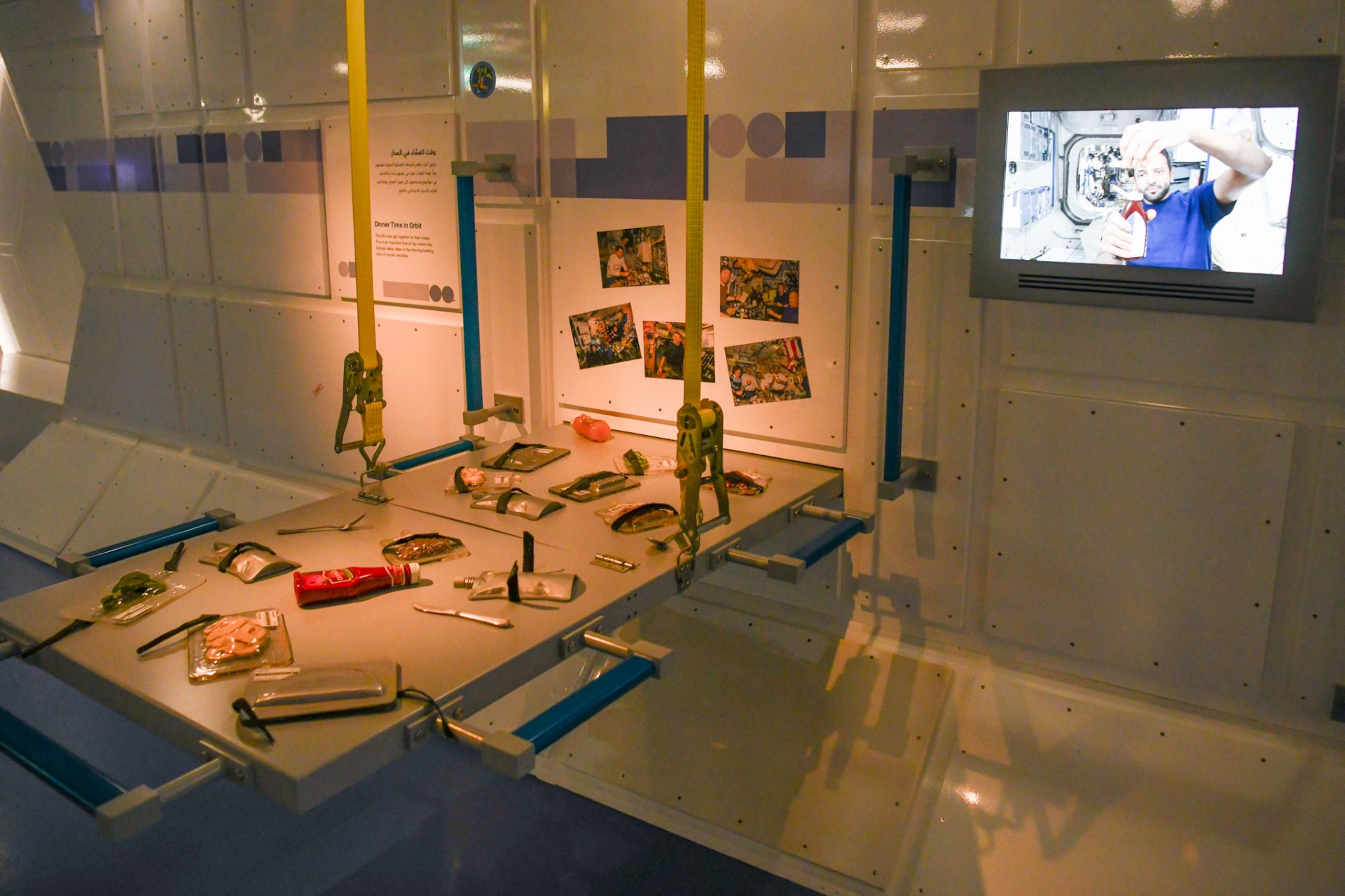 UAE gifts Kuwait items of Abu Dhabi's 1st space endeavor
