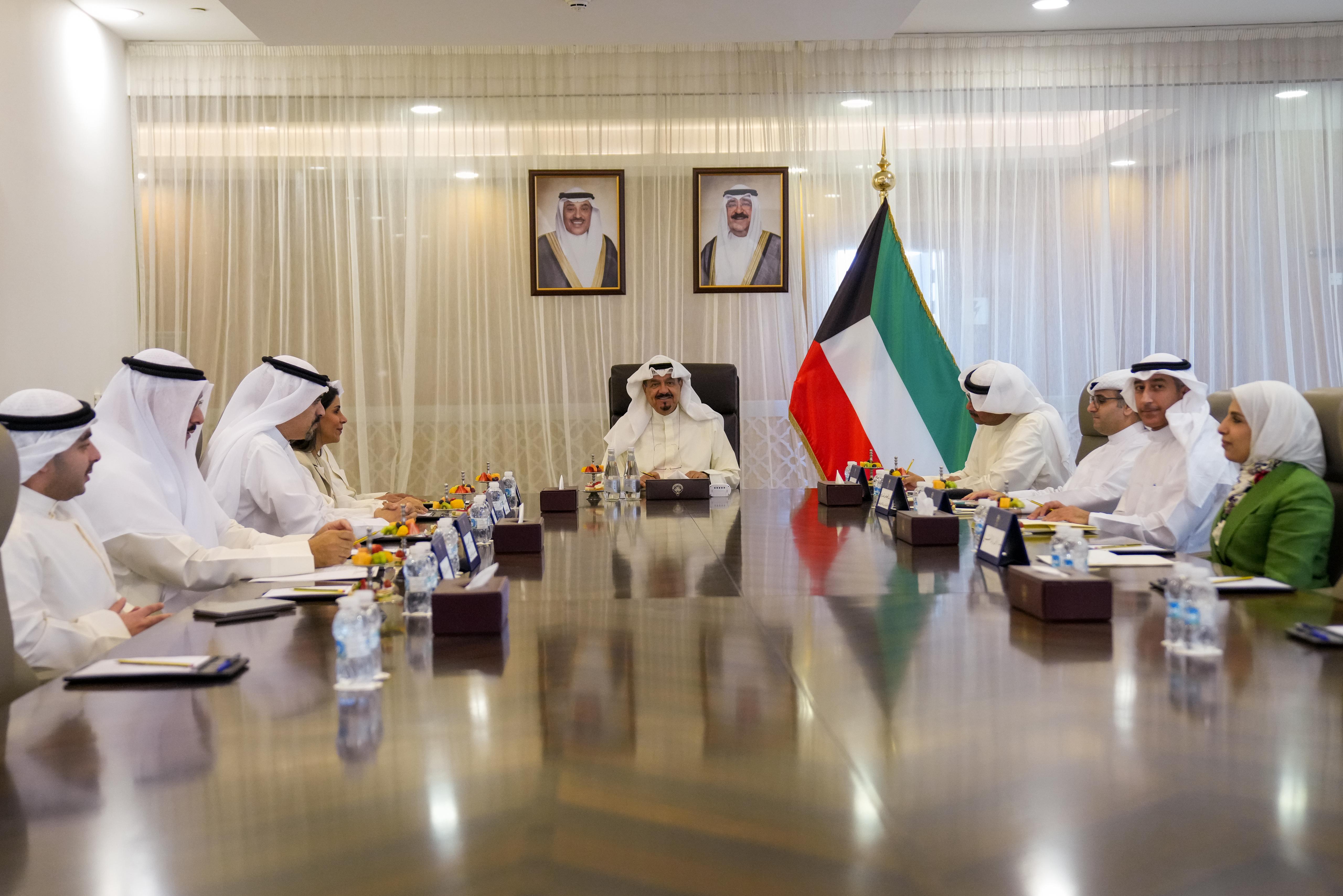 سمو رئيس مجلس الوزراء يترأس اجتماعا للجنة متابعة الاتفاقيات ومذكرات التفاهم بين الكويت الصين
