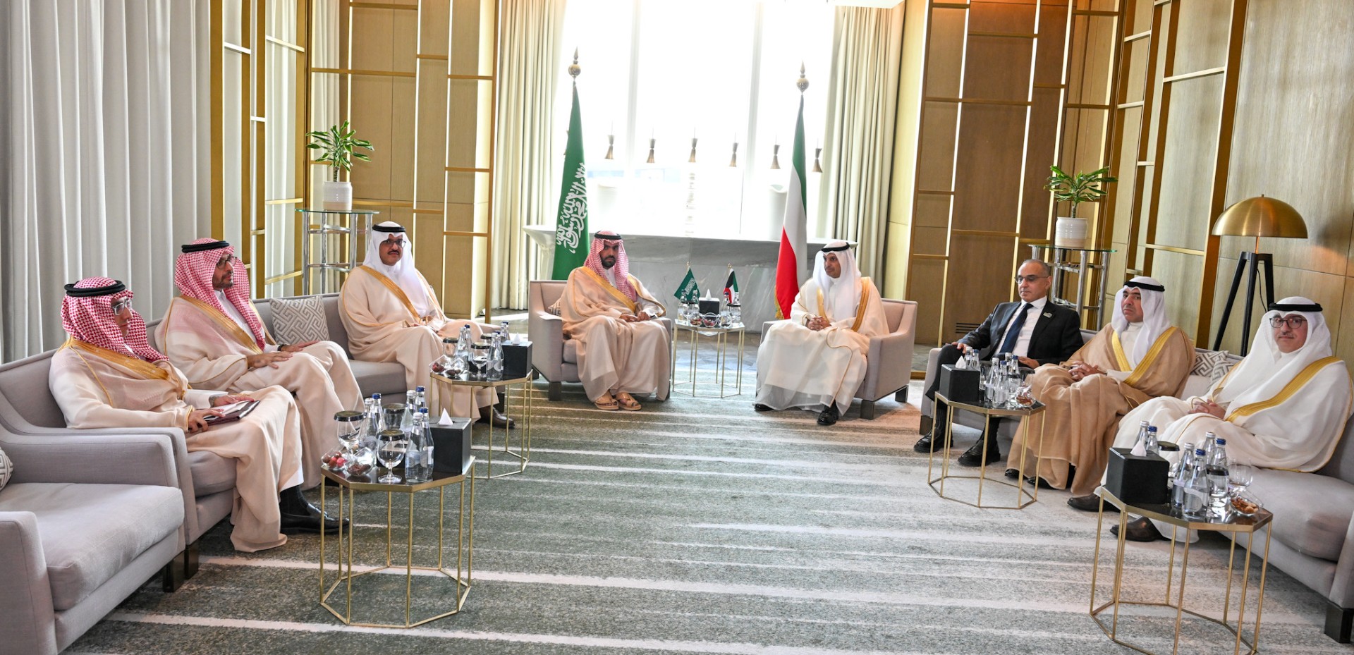 Kuwaiti Information Minister and Saudi Culture Minister discuss cooperation during meeting