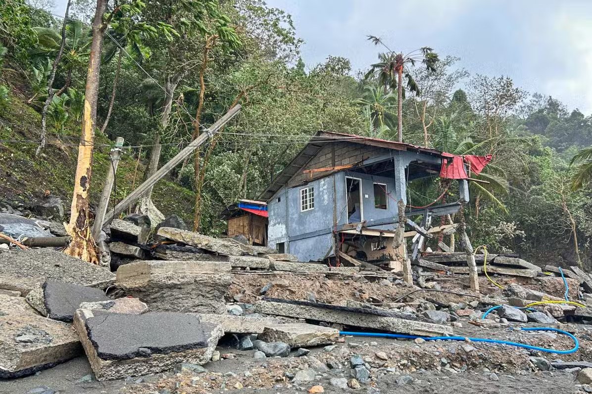 ارتفاع عدد ضحايا إعصار (أوان) في الفلبين إلى 18 قتيلا ونزوح نحو 2ر4 ملايين شخص