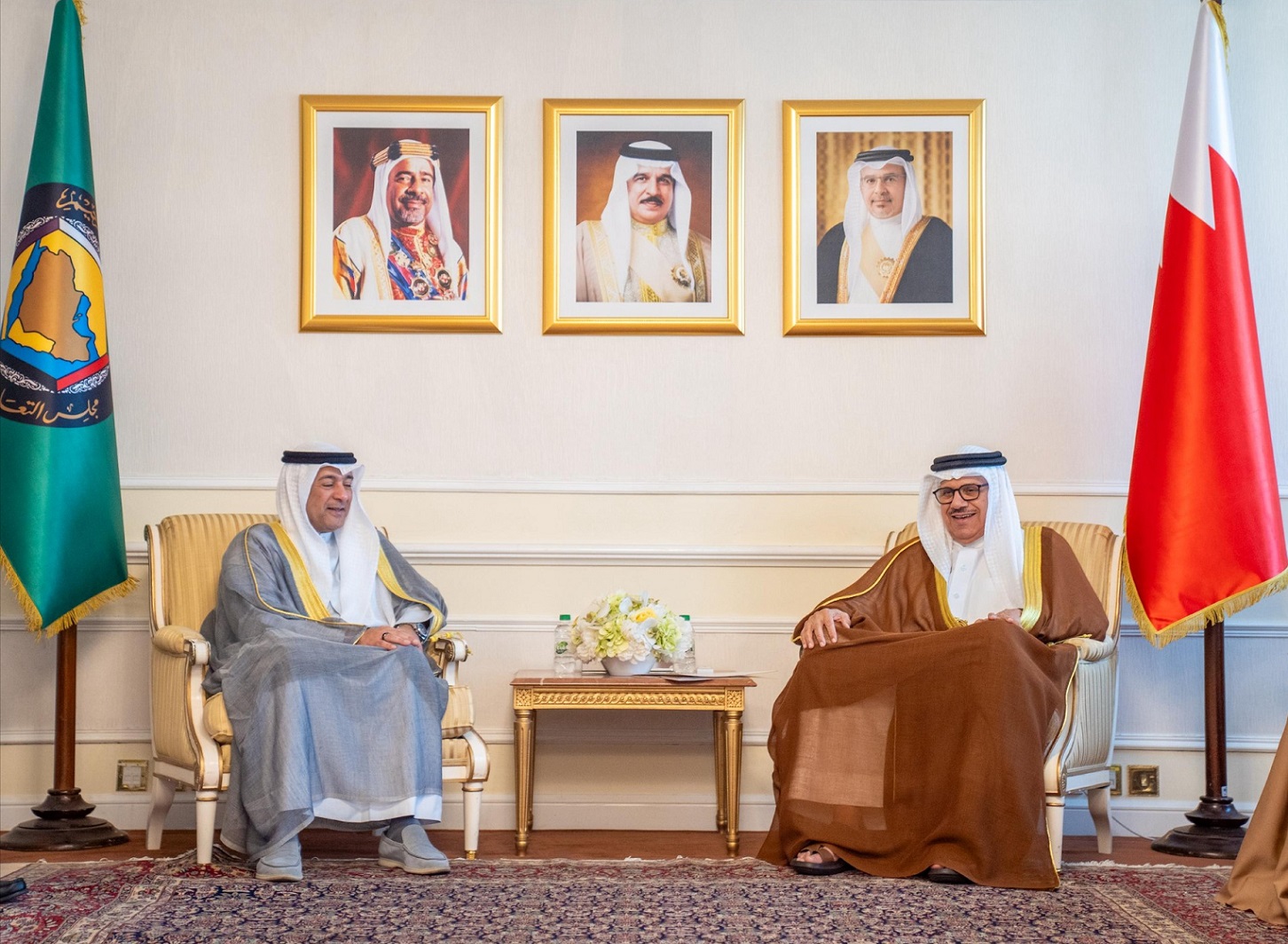 الأمين العام لمجلس التعاون لدول الخليج العربية جاسم البديوي مع وزير الخارجية البحريني الدكتور عبد اللطيف الزياني