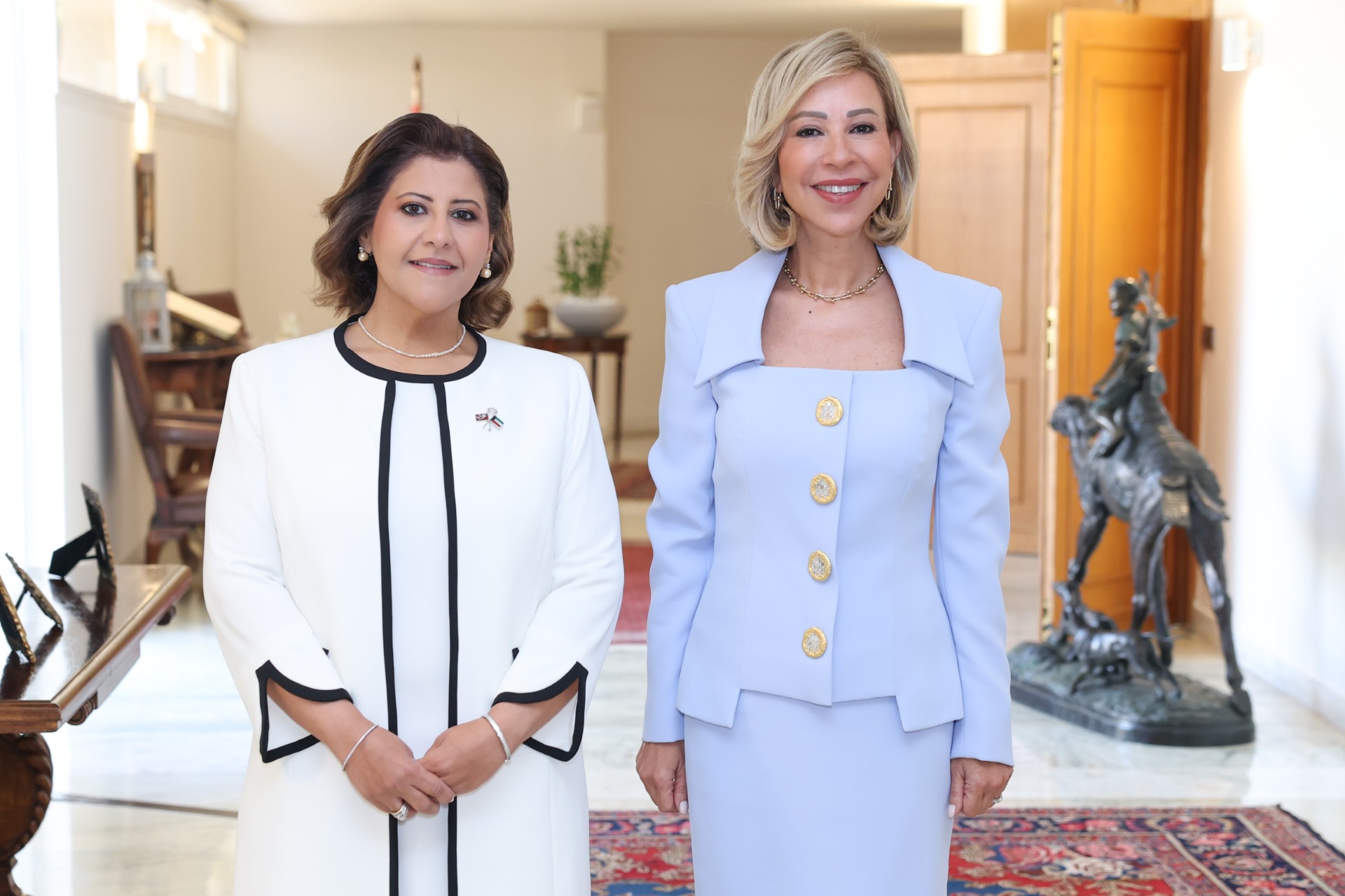 عقيلة الرئيس اللبناني السيدة نعمت عون تستقبل مساعد وزير الخارجية الكويتي لشؤون حقوق الإنسان السفيرة الشيخة جواهر إبراهيم الدعيج الصباح 