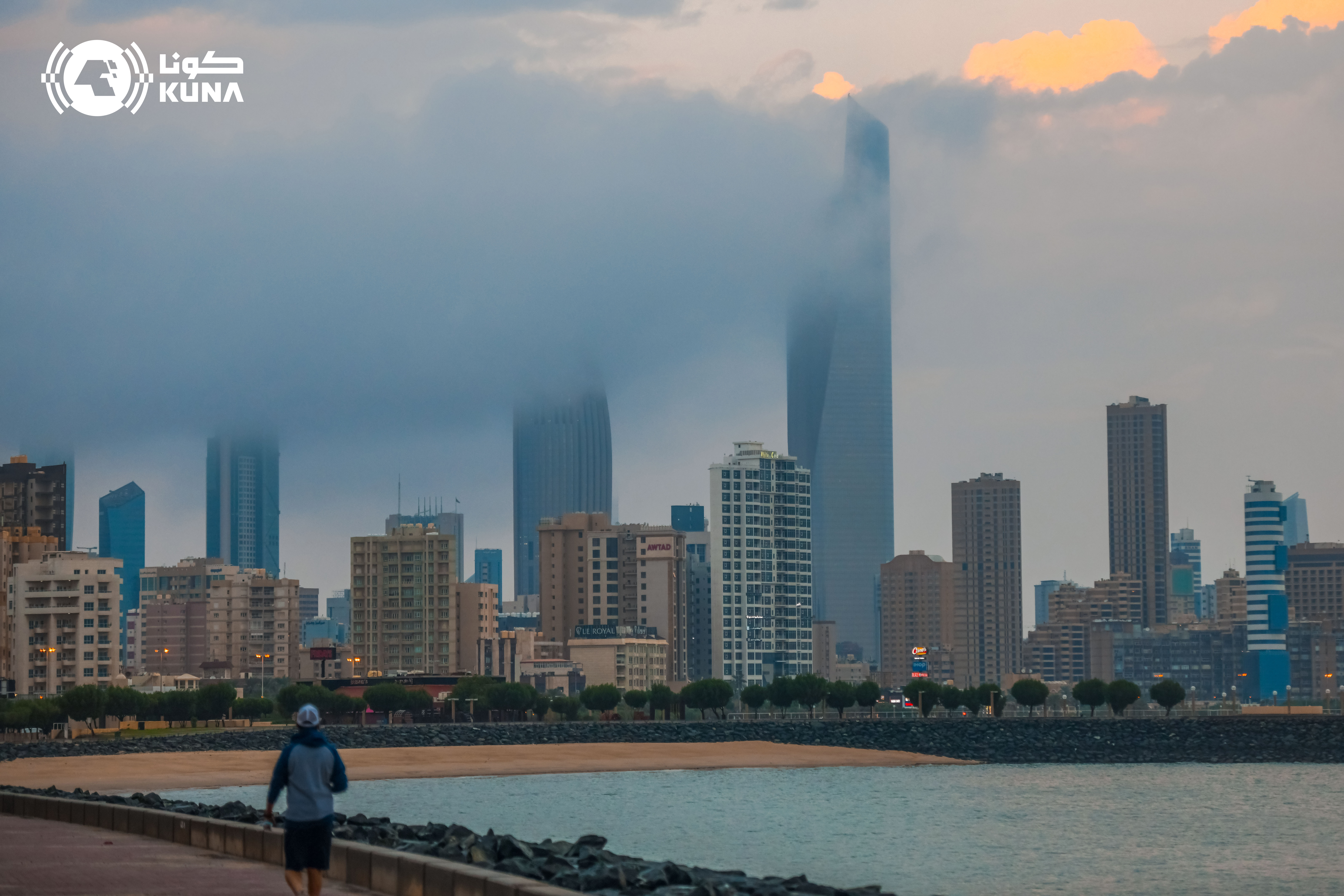 (الارصاد): زيادة الرطوبة خلال الليل وحتى صباح غد مع فرص للضباب وانخفاض للرؤية                                                                                                                                                                             