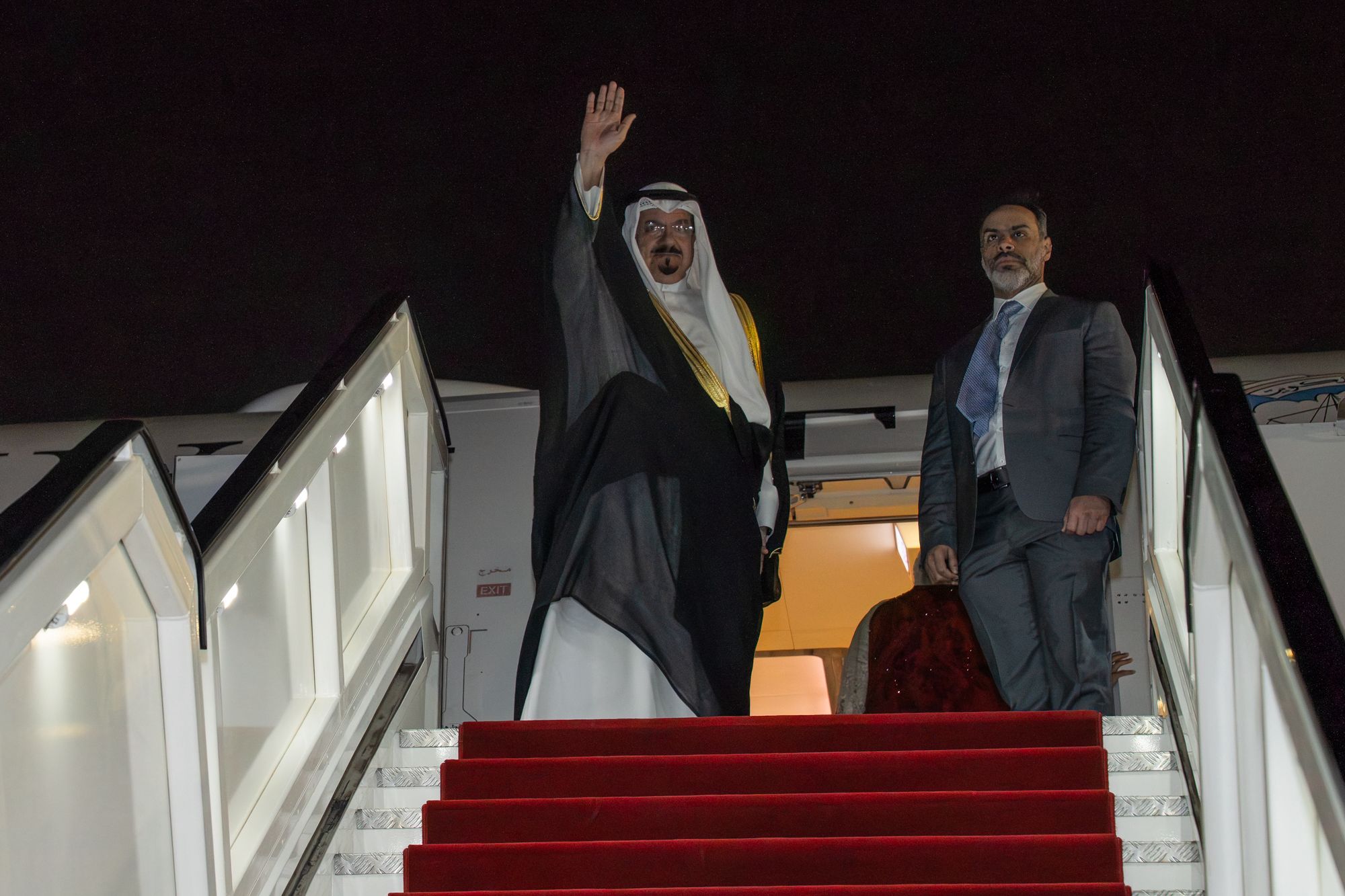 Kuwait Amir Representative departs Egypt after four-day official visit