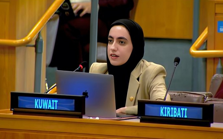 الملحق الدبلوماسي مريم منصوري