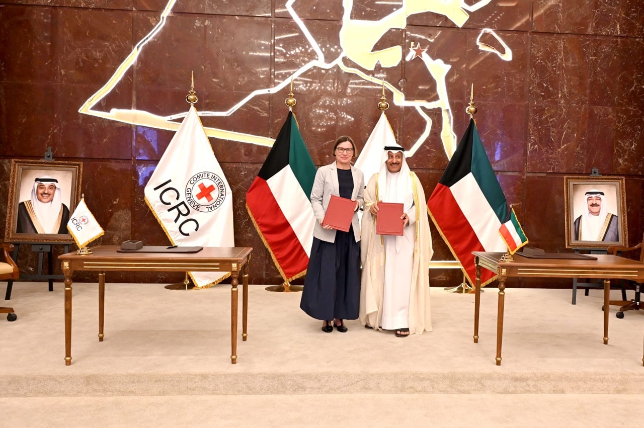 KRCS Chairman Khaled Al-Maqamis and ICRC President Mirjana Spoljaric Egger