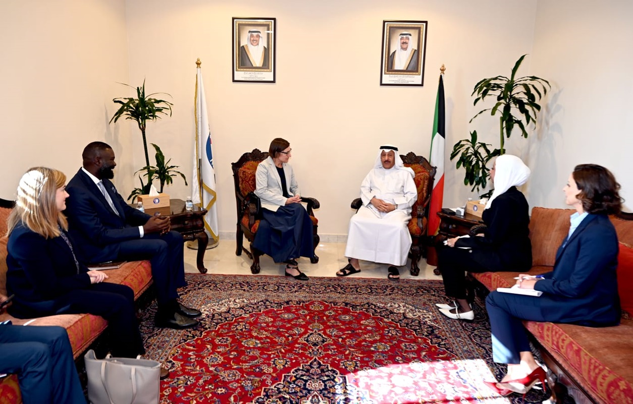 President of the International Committee of the Red Cross (ICRC) with the Chairman of KRCS 