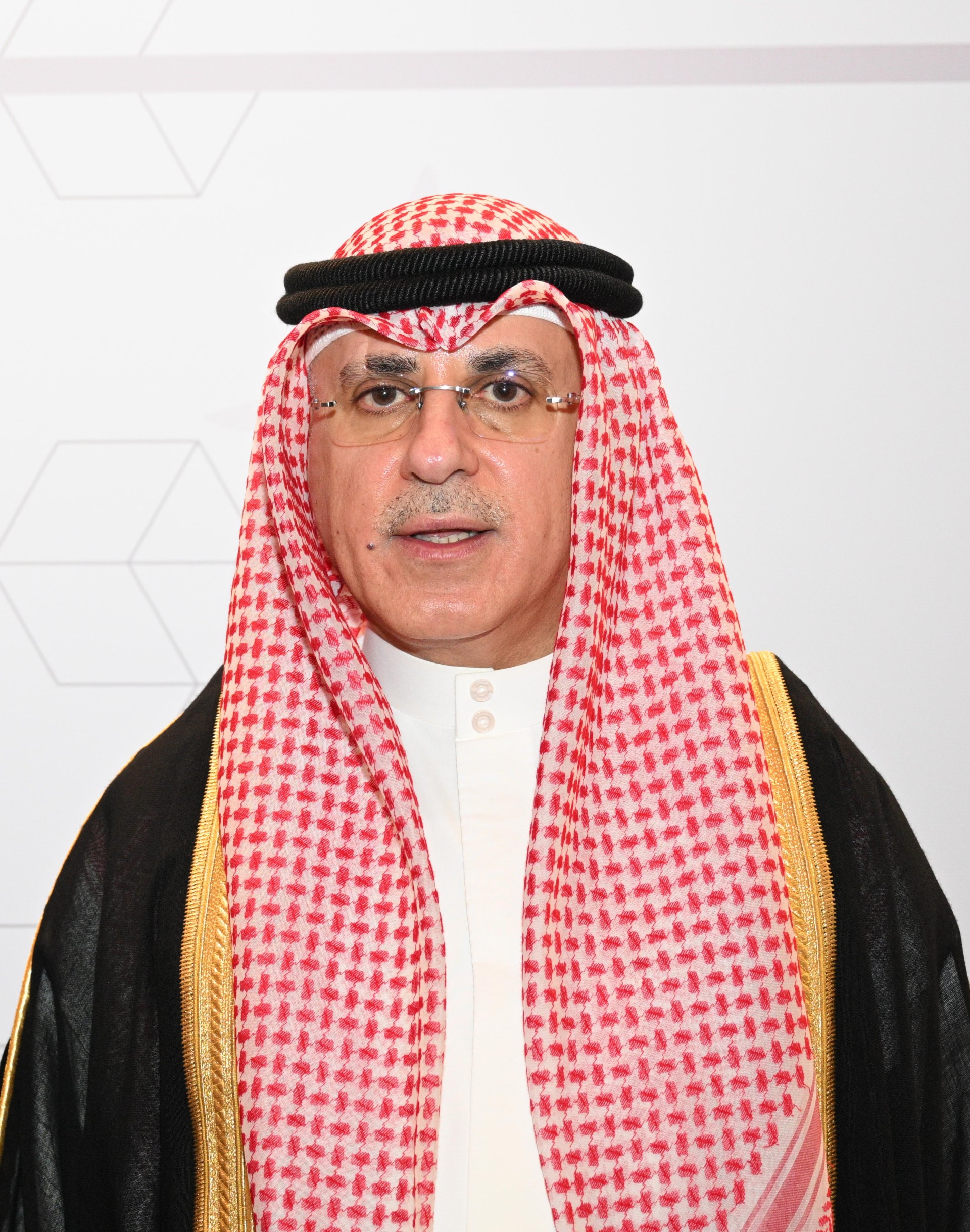 سفير دولة الكويت في أبوظبي جمال الغنيم
