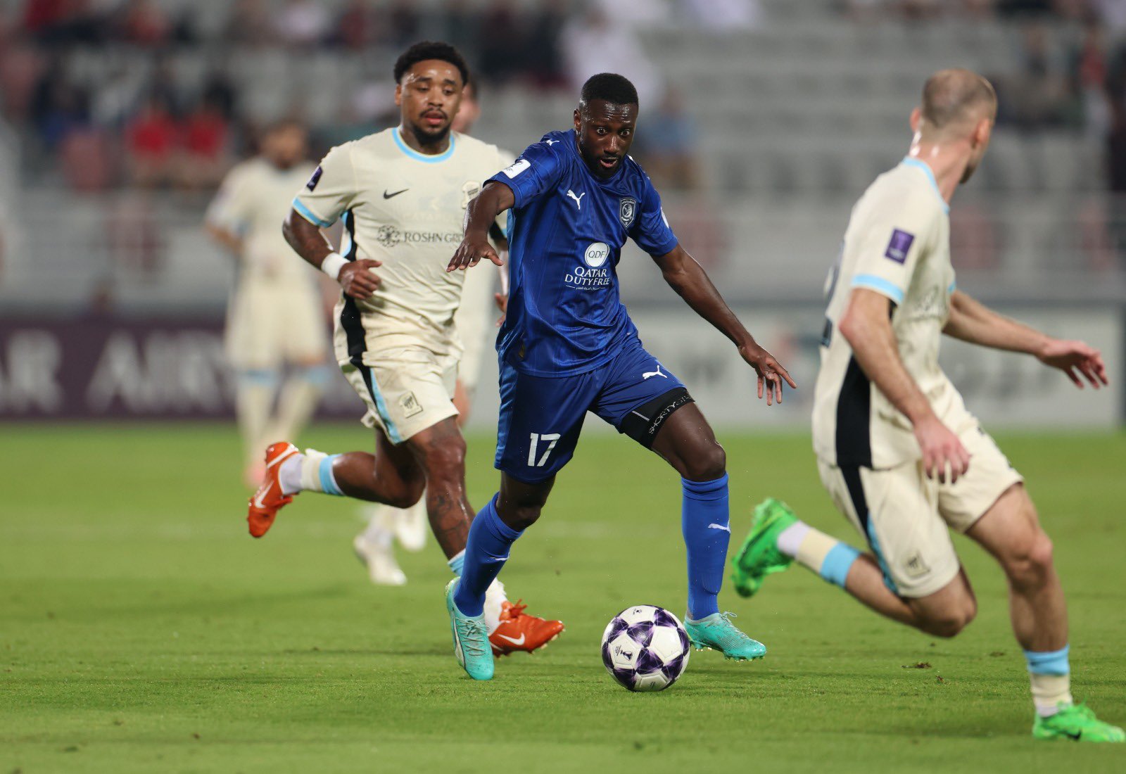 جانب من مباراة نادي الدحيل القطري ونظيره الاتحاد السعودي