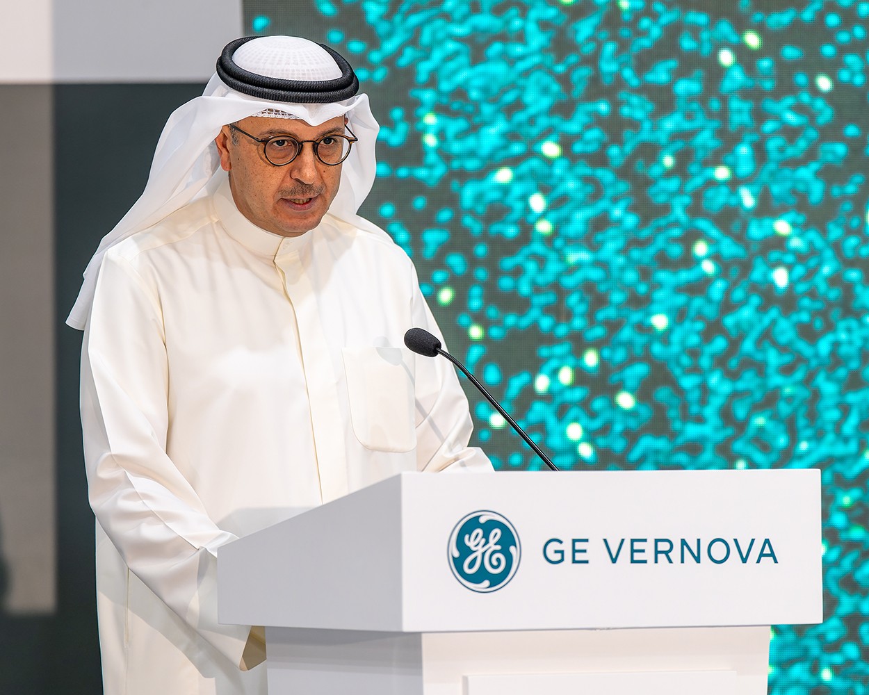 Le ministre de l'Electricité, de l'Eau et des Energies renouvelables, ministre des Finances et ministre d'Etat aux Affaires économiques et à l'Investissement par intérim, Subaih Al-Mukhaizeem