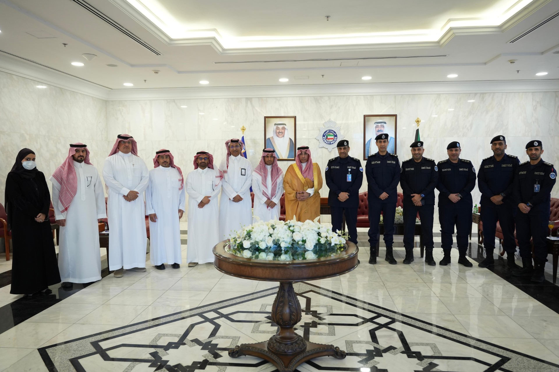 Acting Undersecretary of the Ministry of Interior with the delegation from the Saudi Ministry of Interior