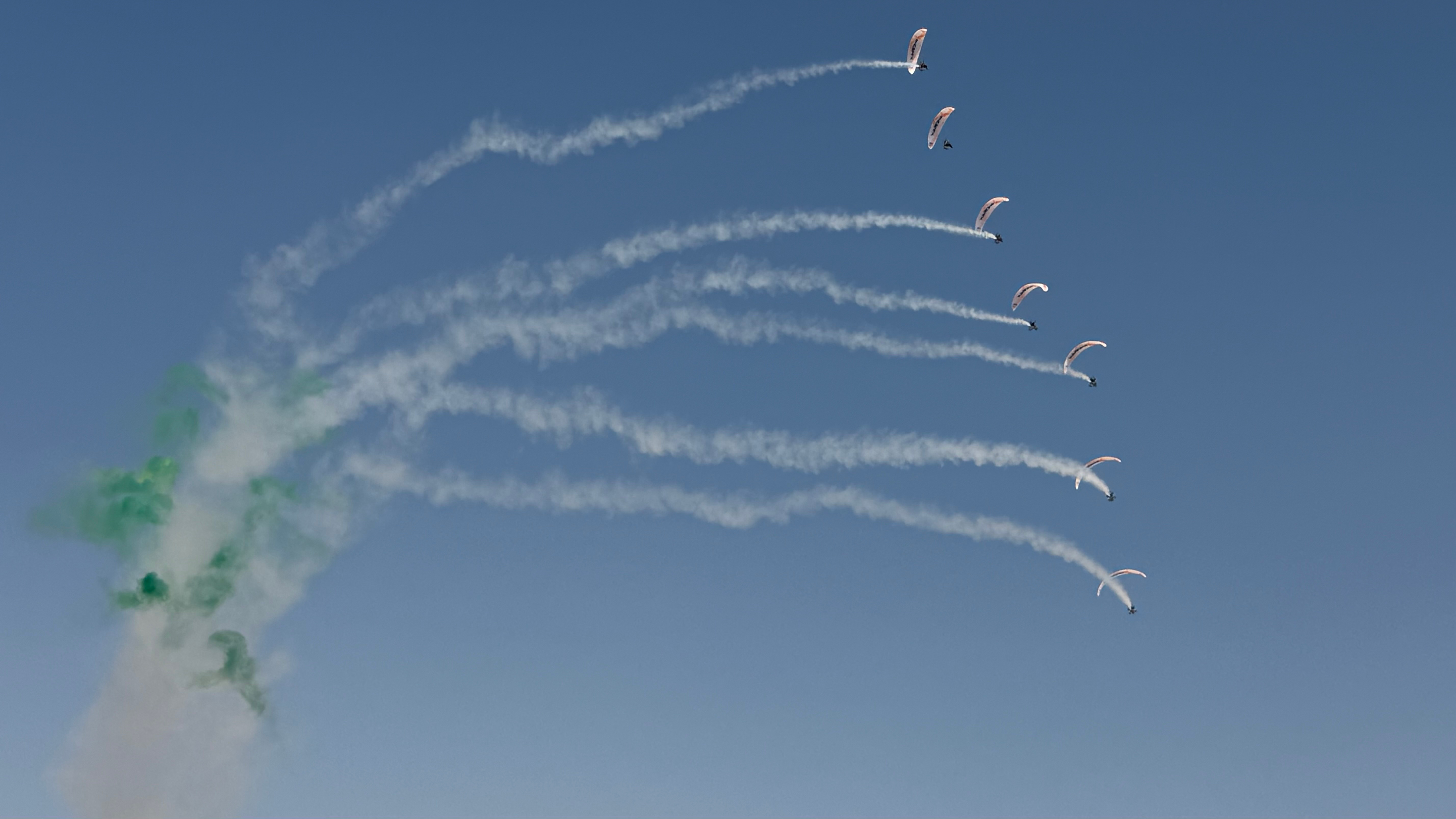 معرض الطيران 2025 بالرياض يخطف الأبصار بعروض جوية وطائرات مبتكرة