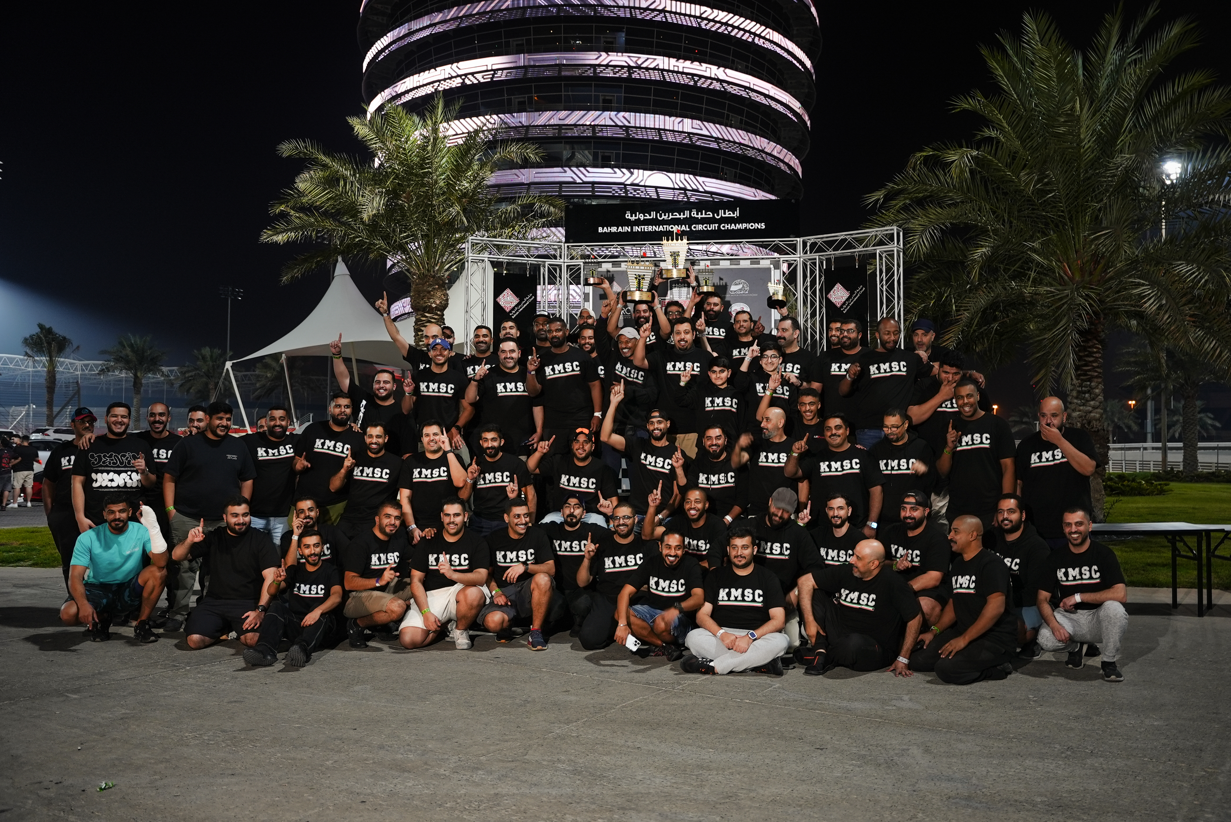 النادي الكويتي للسيارات والدراجات الالية المشارك في البطولة بالبحرين