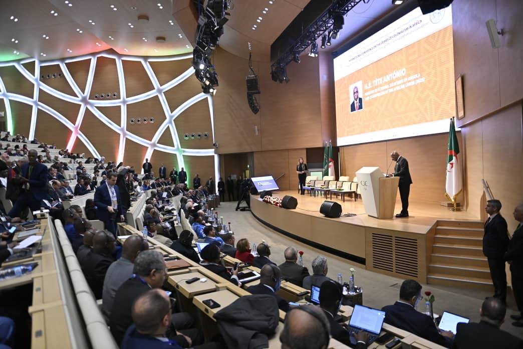 فعايات افتتاح أعمال المؤتمر الدولي حول تجريم الاستعمار في إفريقي