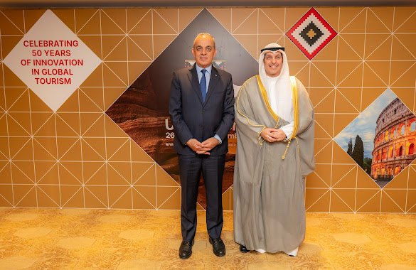 Le ministre de l'Information avec le ministre jordanien du Tourisme et des Antiquités