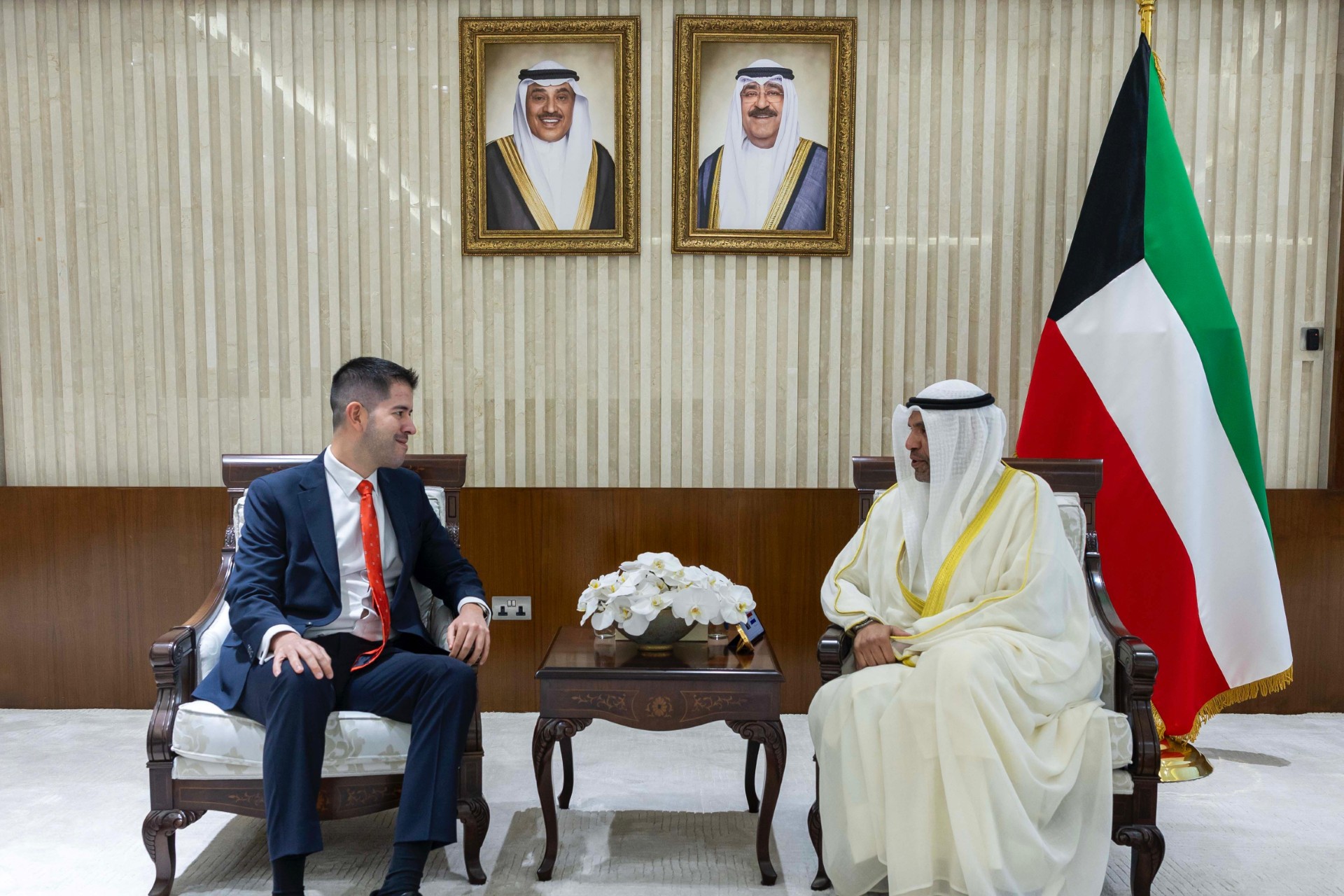 وزير الخارجية يتسلم نسخة من أوراق اعتماد سفير باراغواي الجديد لدى البلاد