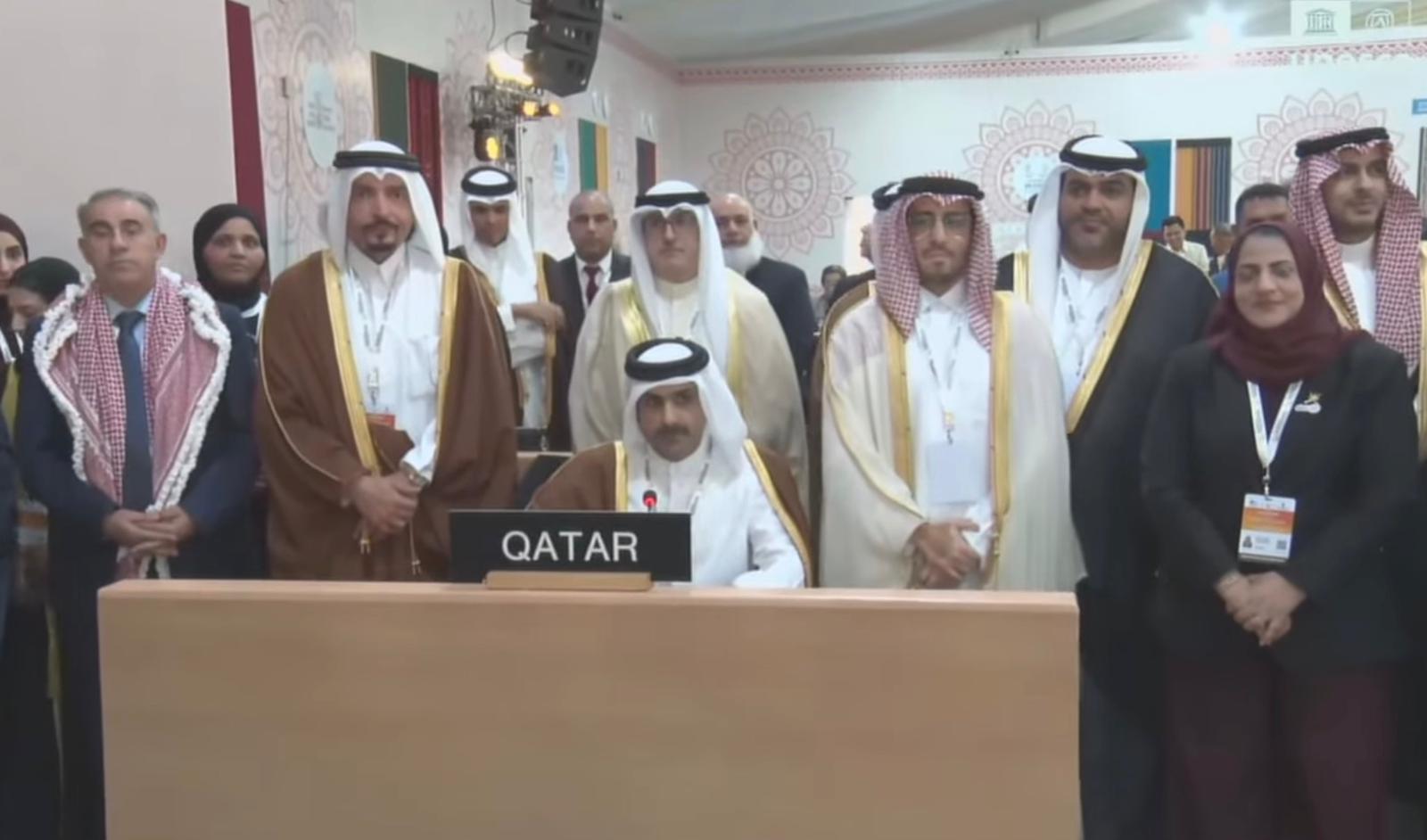 دولة الكويت تساهم في تسجيل (البشت) ضمن قوائم (يونسكو) للتراث الثقافي غير المادي