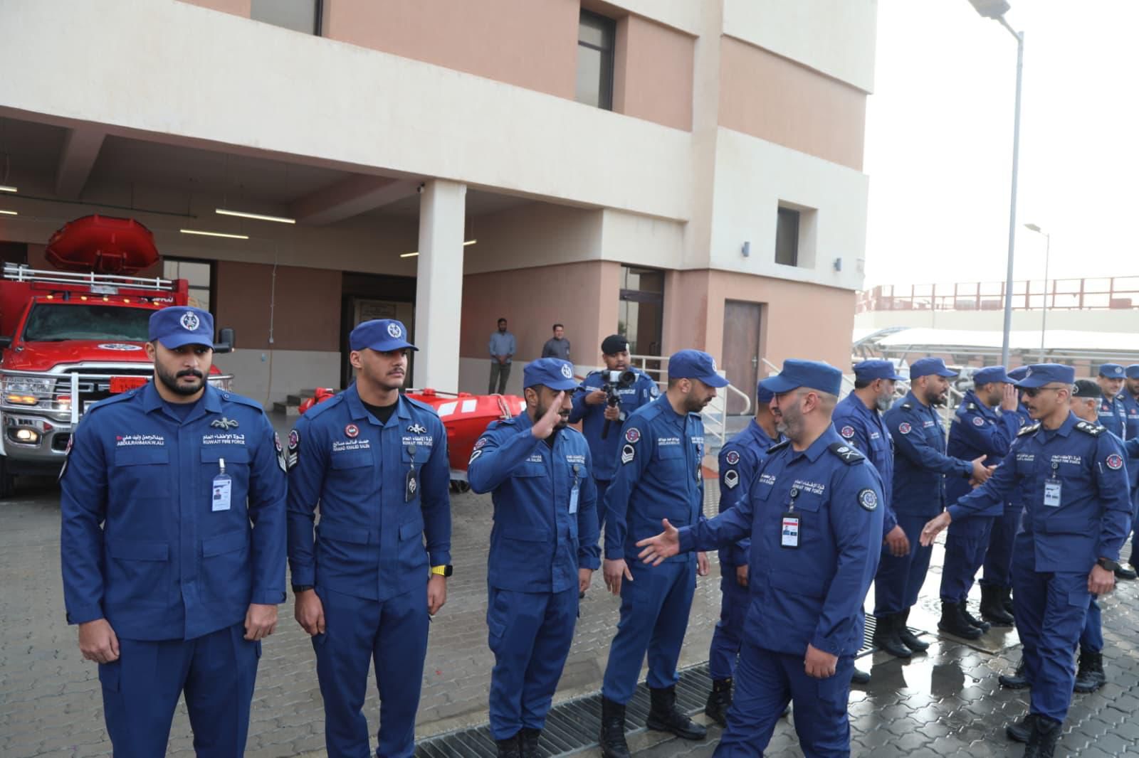 رئيس قوة الإطفاء العام يفتتح مركزي إطفاء الجون وجسر جابر لتعزيز تغطية المناطق البحرية والبرية